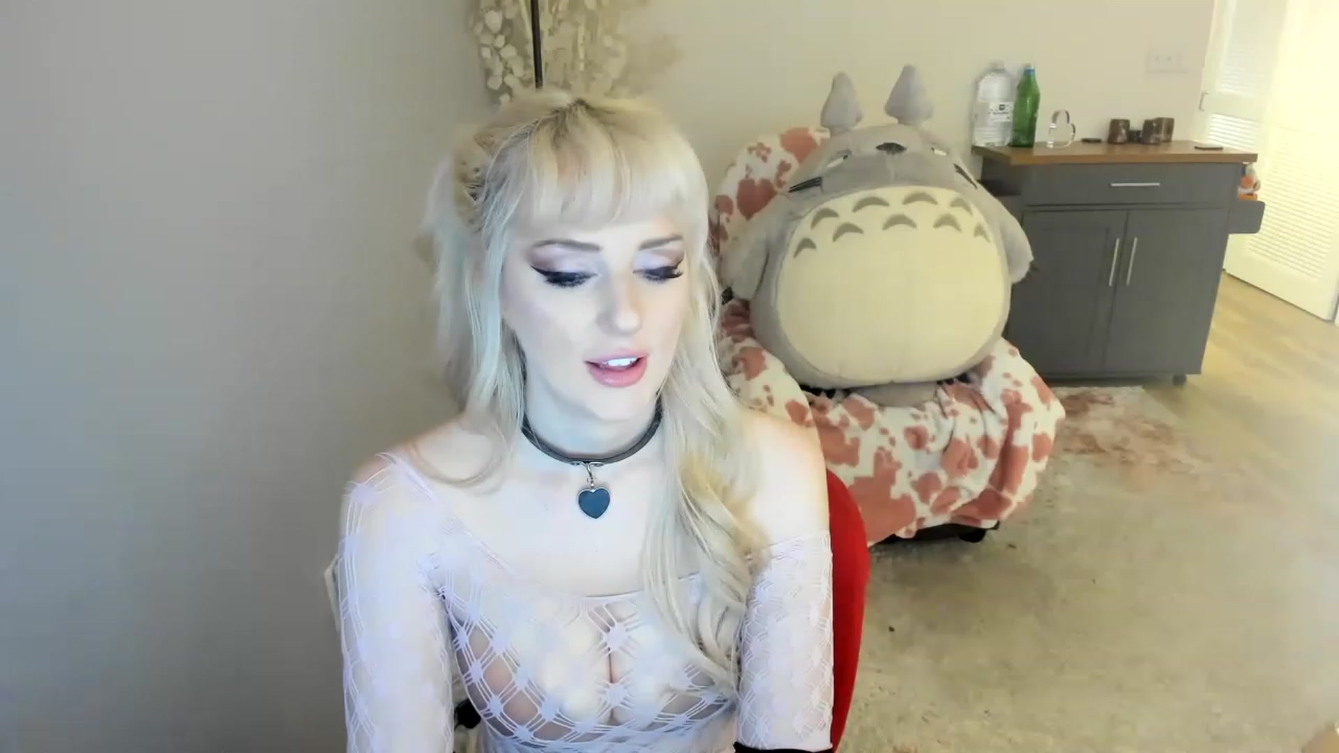 Gallery image thumbnail from BBC_CuckDomme's myfreecams stream on, 06/11/2023, 06:43 image 16 of 20