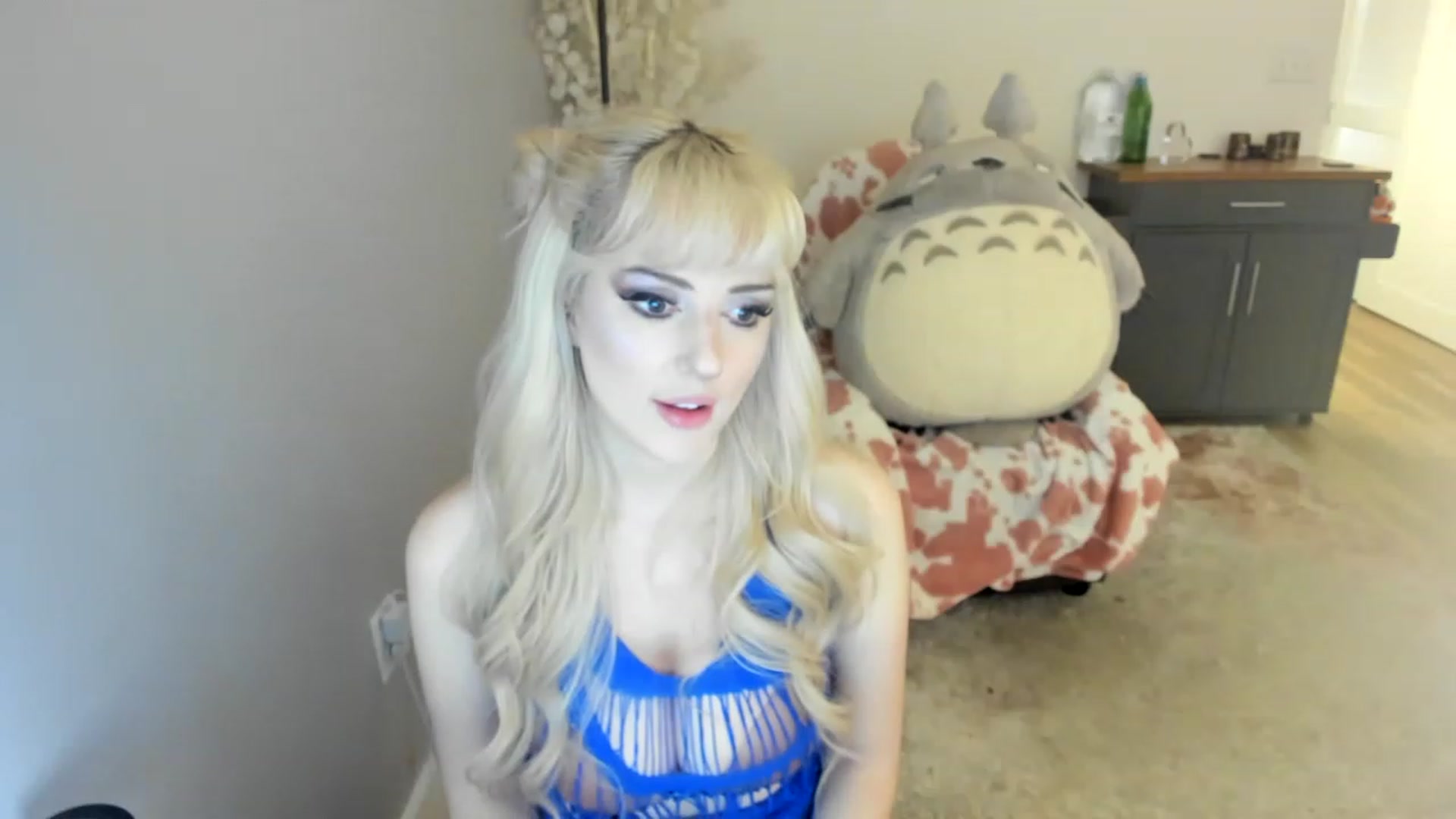 Gallery image thumbnail from BBC_CuckDomme's myfreecams stream on, 06/14/2023, 06:45 image 6 of 20