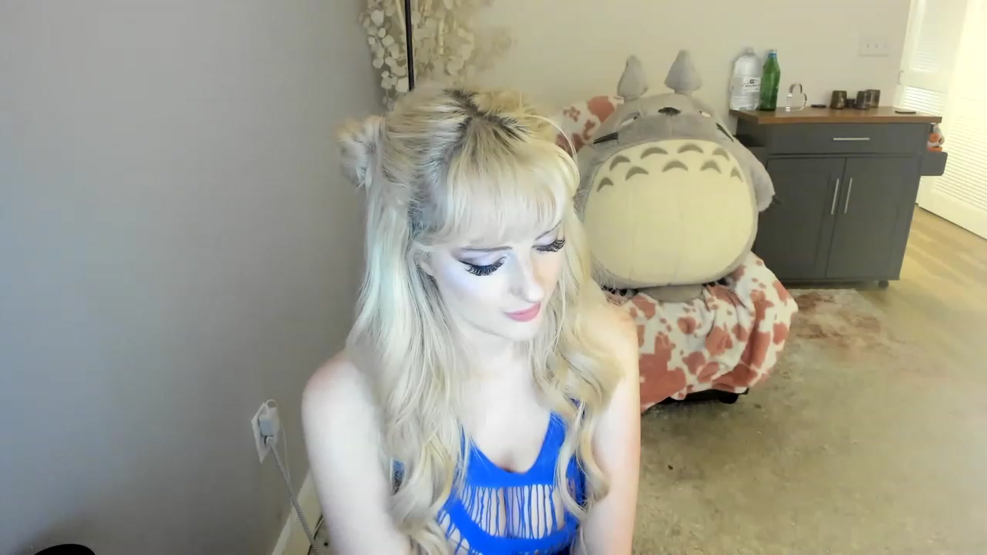 Gallery image thumbnail from BBC_CuckDomme's myfreecams stream on, 06/14/2023, 08:06 image 5 of 20