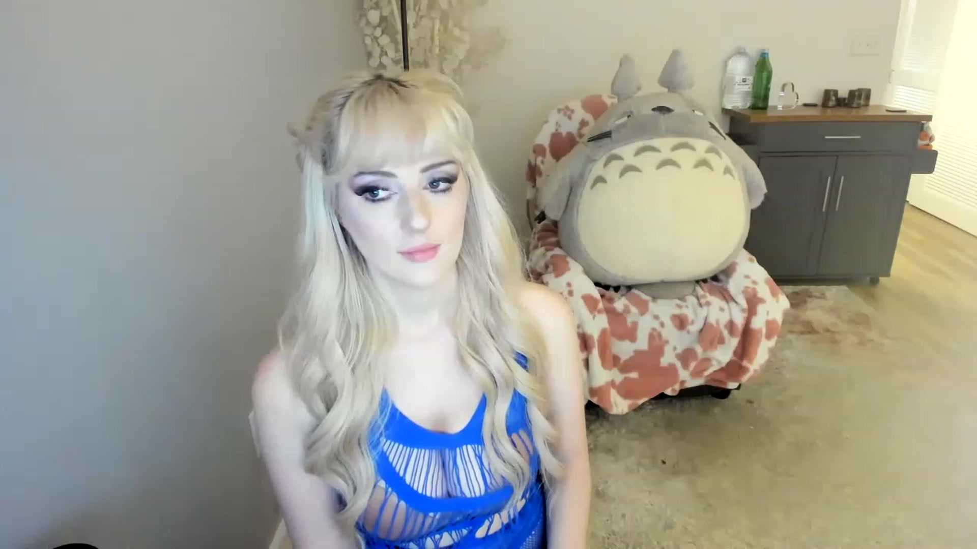 Gallery image thumbnail from BBC_CuckDomme's myfreecams stream on, 06/14/2023, 10:42 image 16 of 20