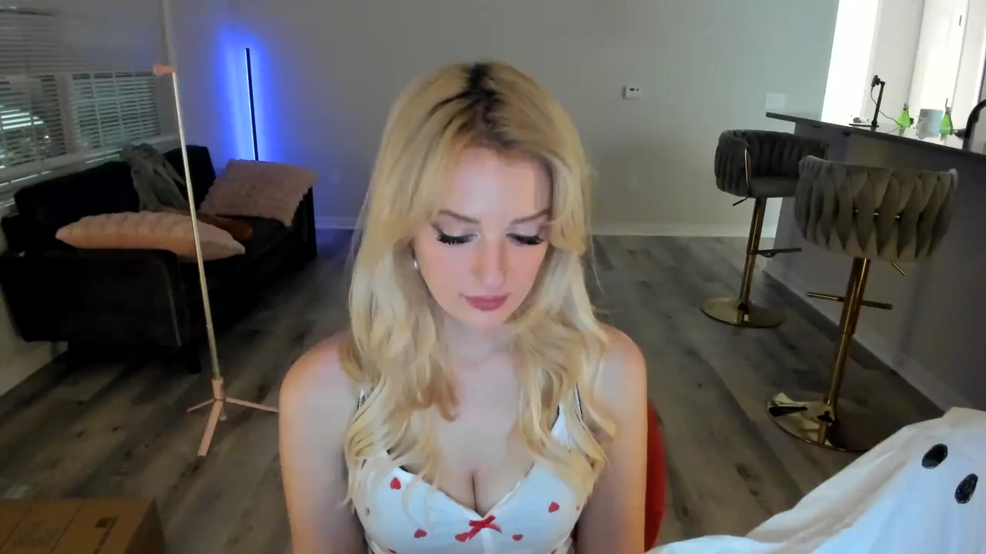 Gallery image thumbnail from BBC_Cuck_JOI's myfreecams stream on, 10/26/2024, 03:17 image 14 of 20