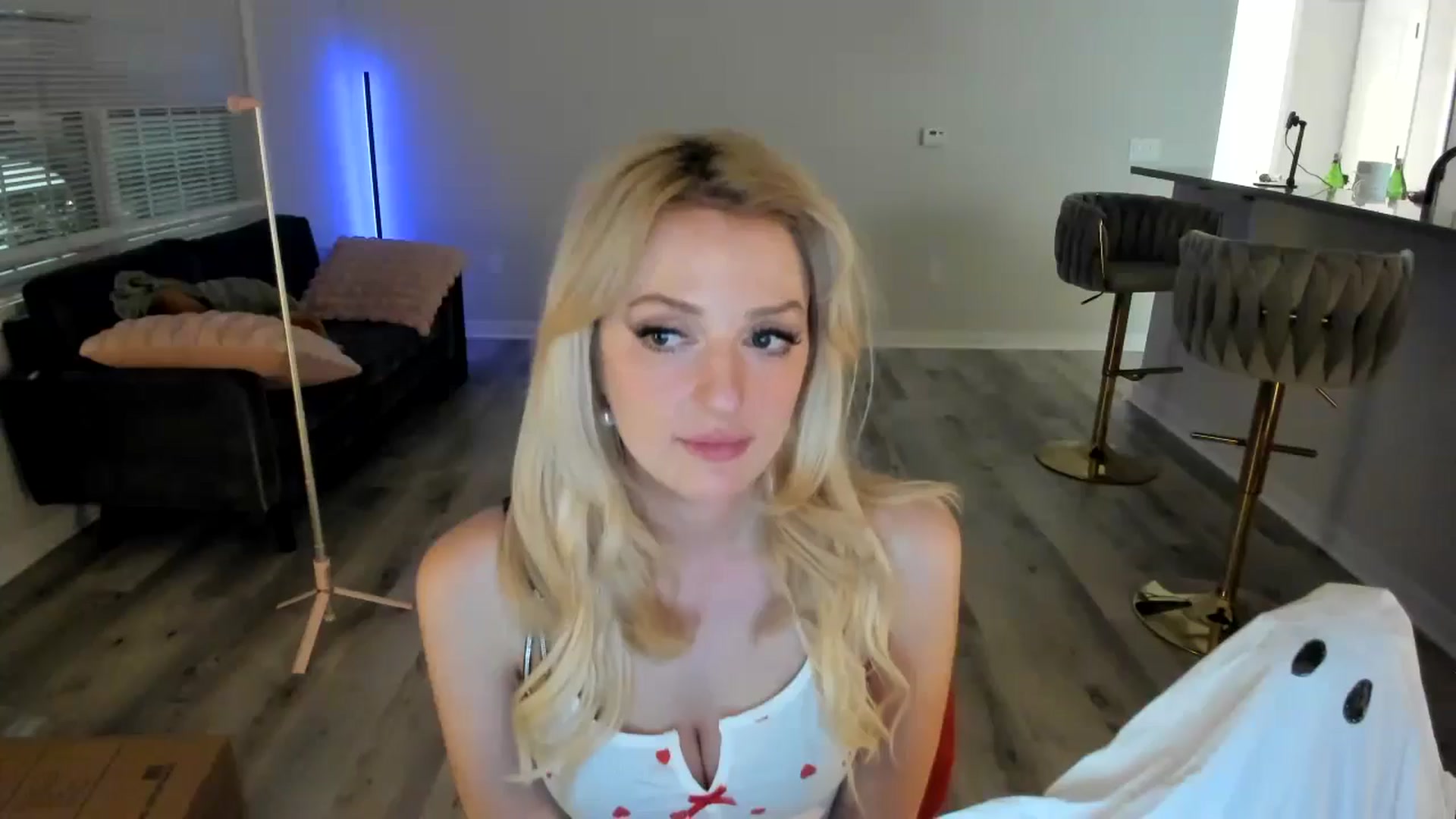 Gallery image thumbnail from BBC_Cuck_JOI's myfreecams stream on, 10/26/2024, 06:27 image 1 of 20