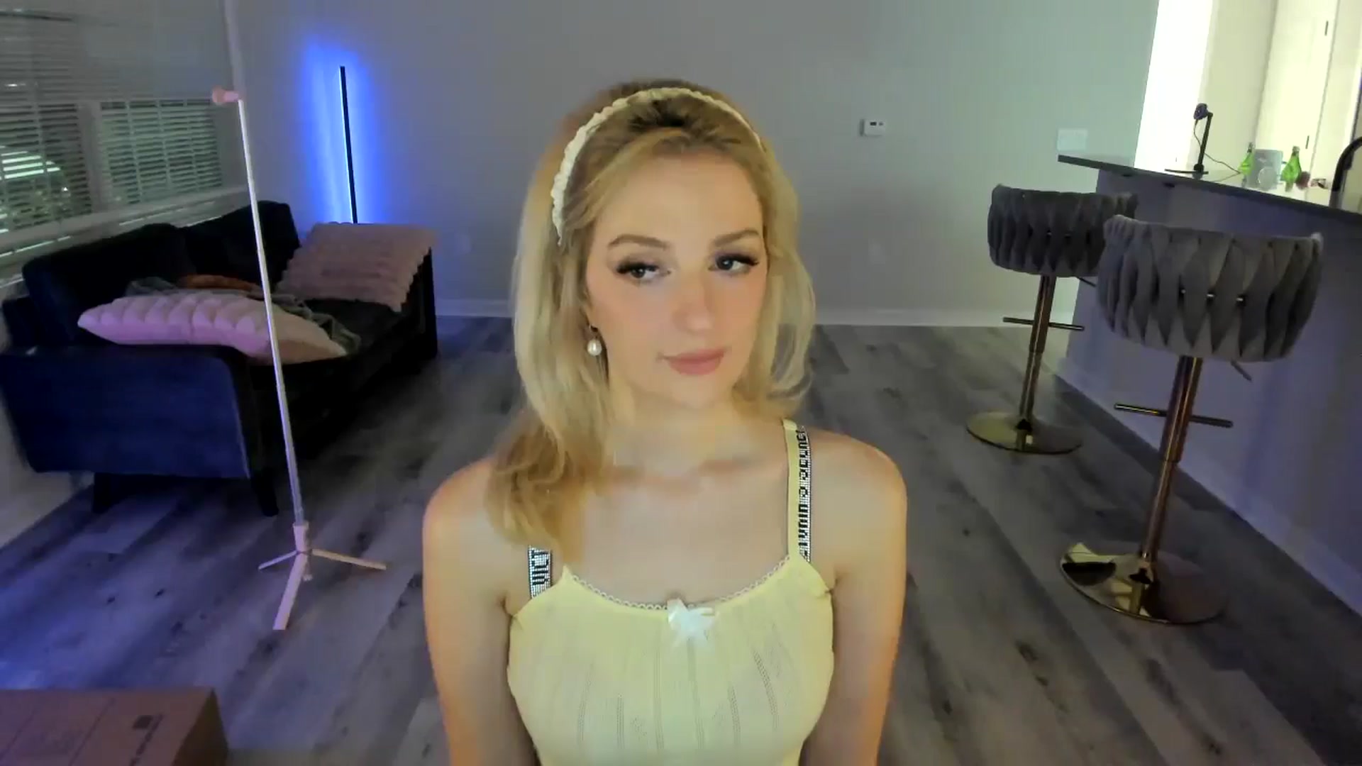 Gallery image thumbnail from BBC_Cuck_JOI's myfreecams stream on, 10/28/2024, 03:52 image 18 of 20