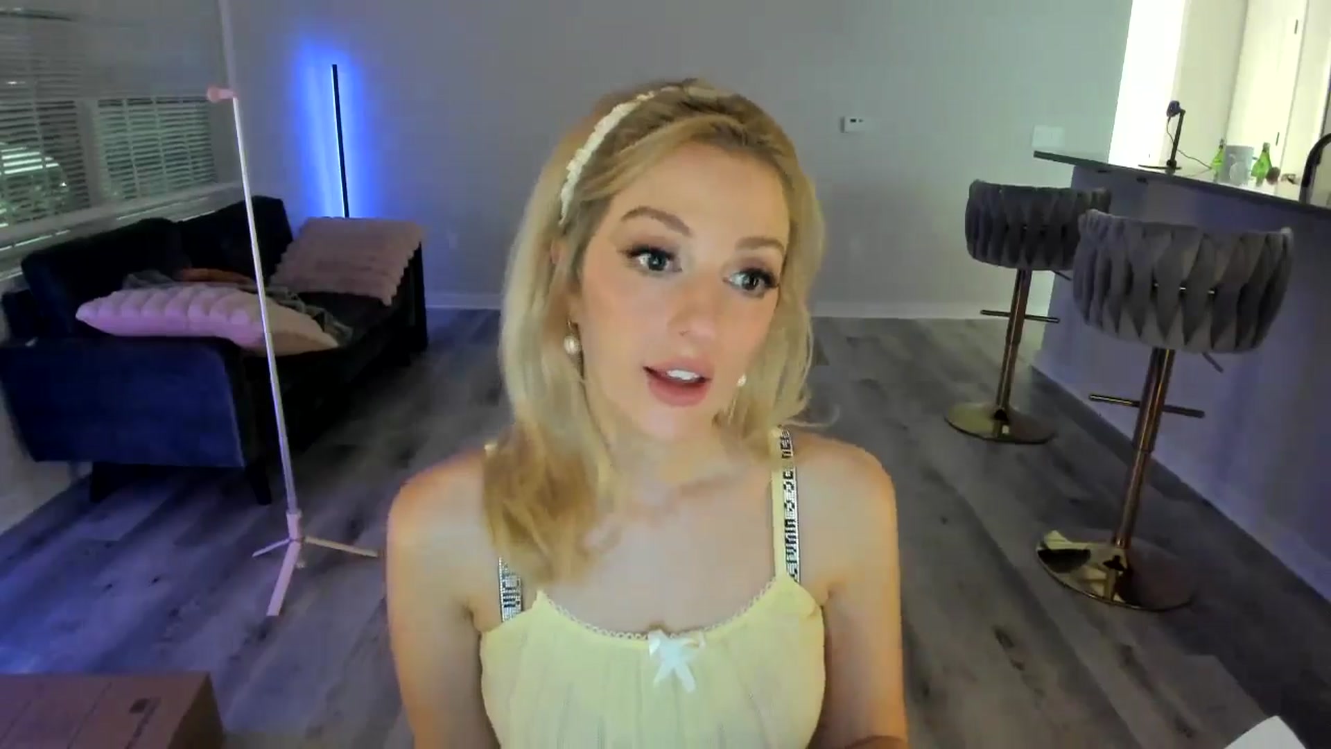 Gallery image thumbnail from BBC_Cuck_JOI's myfreecams stream on, 10/28/2024, 03:52 image 10 of 20
