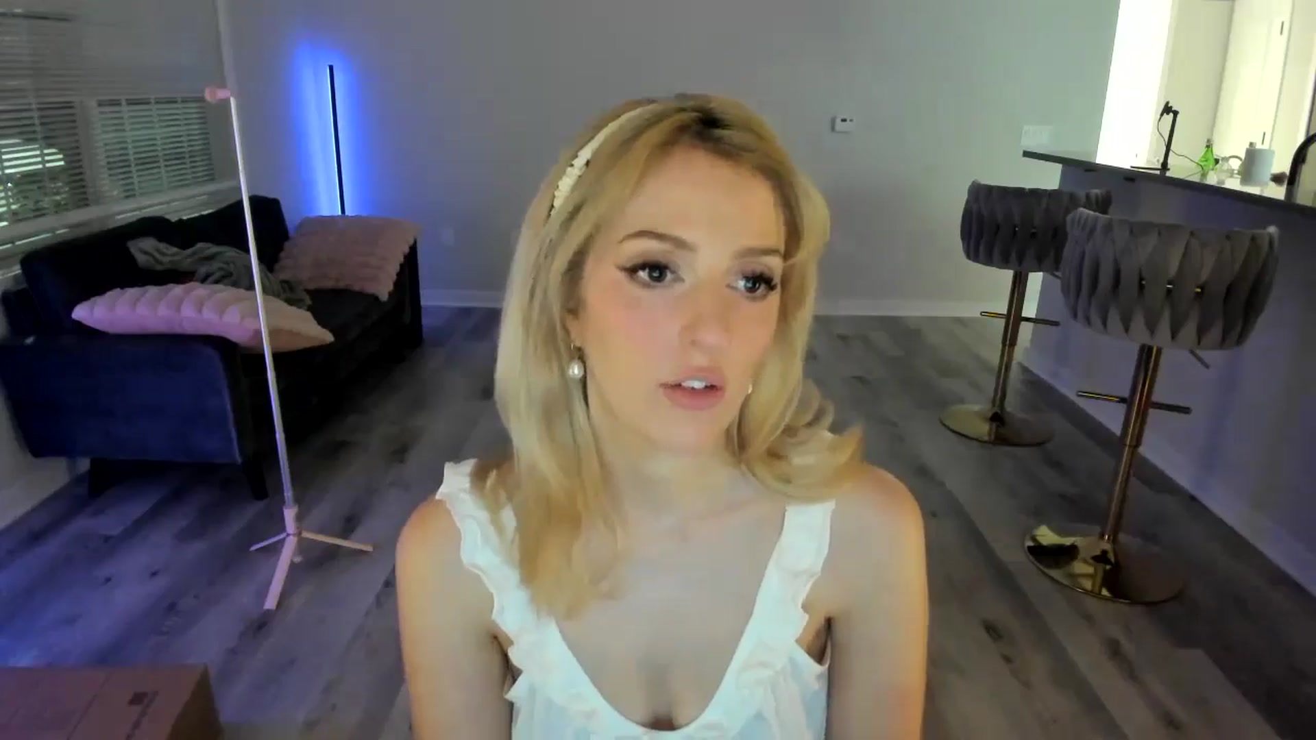 Gallery image thumbnail from BBC_Cuck_JOI's myfreecams stream on, 10/29/2024, 05:23 image 20 of 20