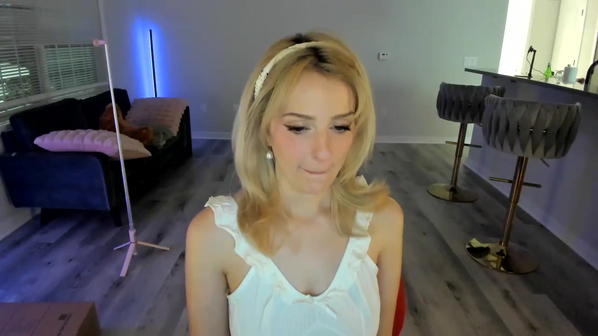 Gallery image thumbnail from BBC_Cuck_JOI's myfreecams stream on, 10/29/2024, 08:44 image 13 of 20