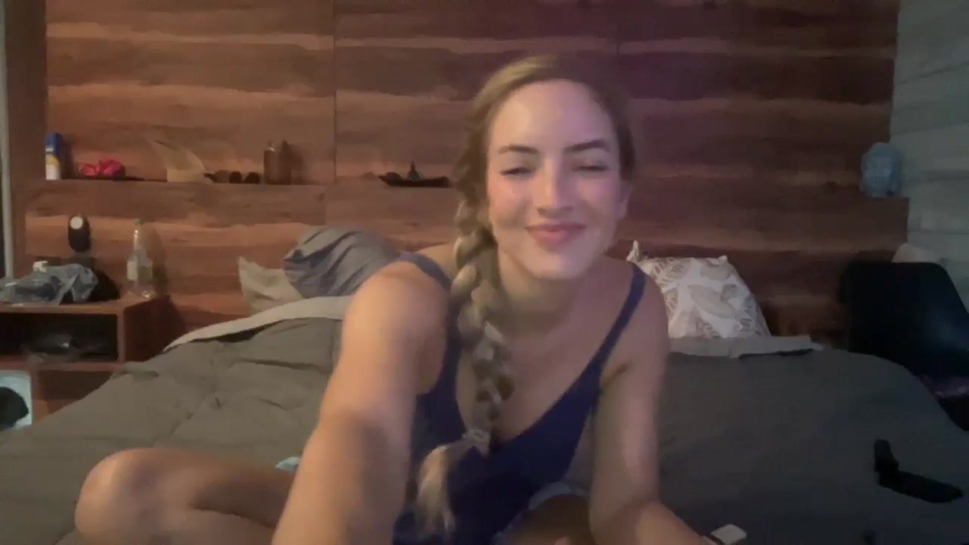 Gallery image thumbnail from BBarbieGirl's myfreecams stream on, 08/26/2025, 22:41 image 3 of 20