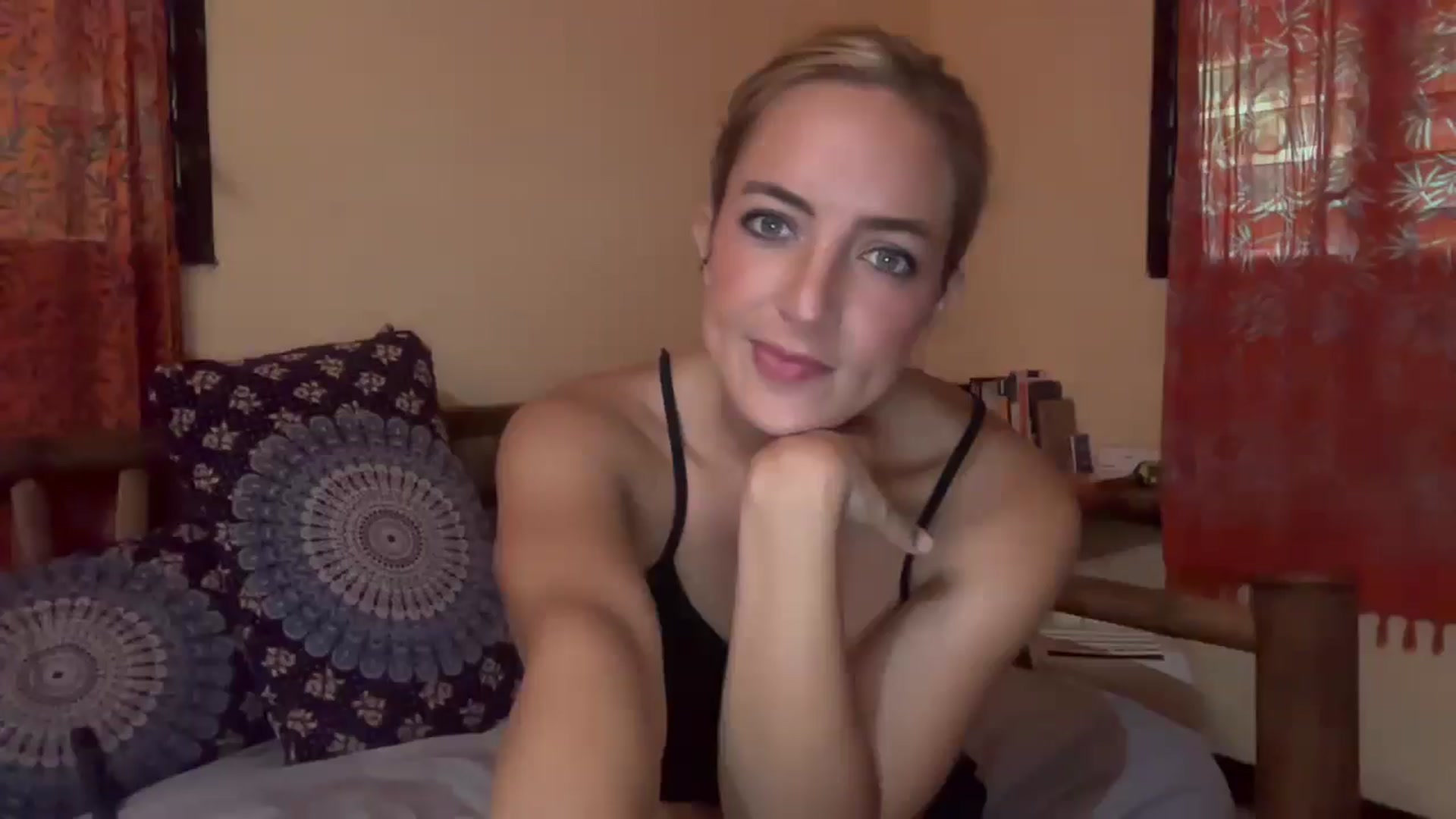 Gallery image thumbnail from BBarbieGirl's myfreecams stream on, 12/21/2025, 20:46 image 8 of 20