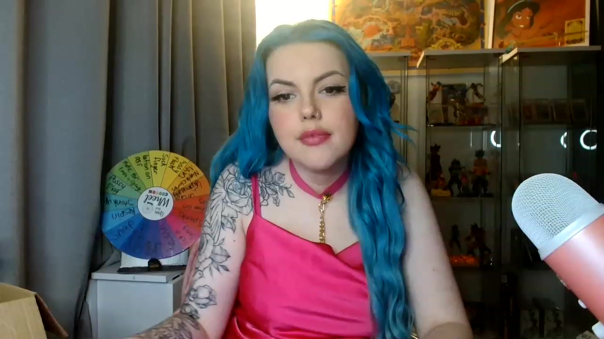 Gallery image thumbnail from BBlue_bird's myfreecams stream on, 02/03/2023, 22:50 image 3 of 20