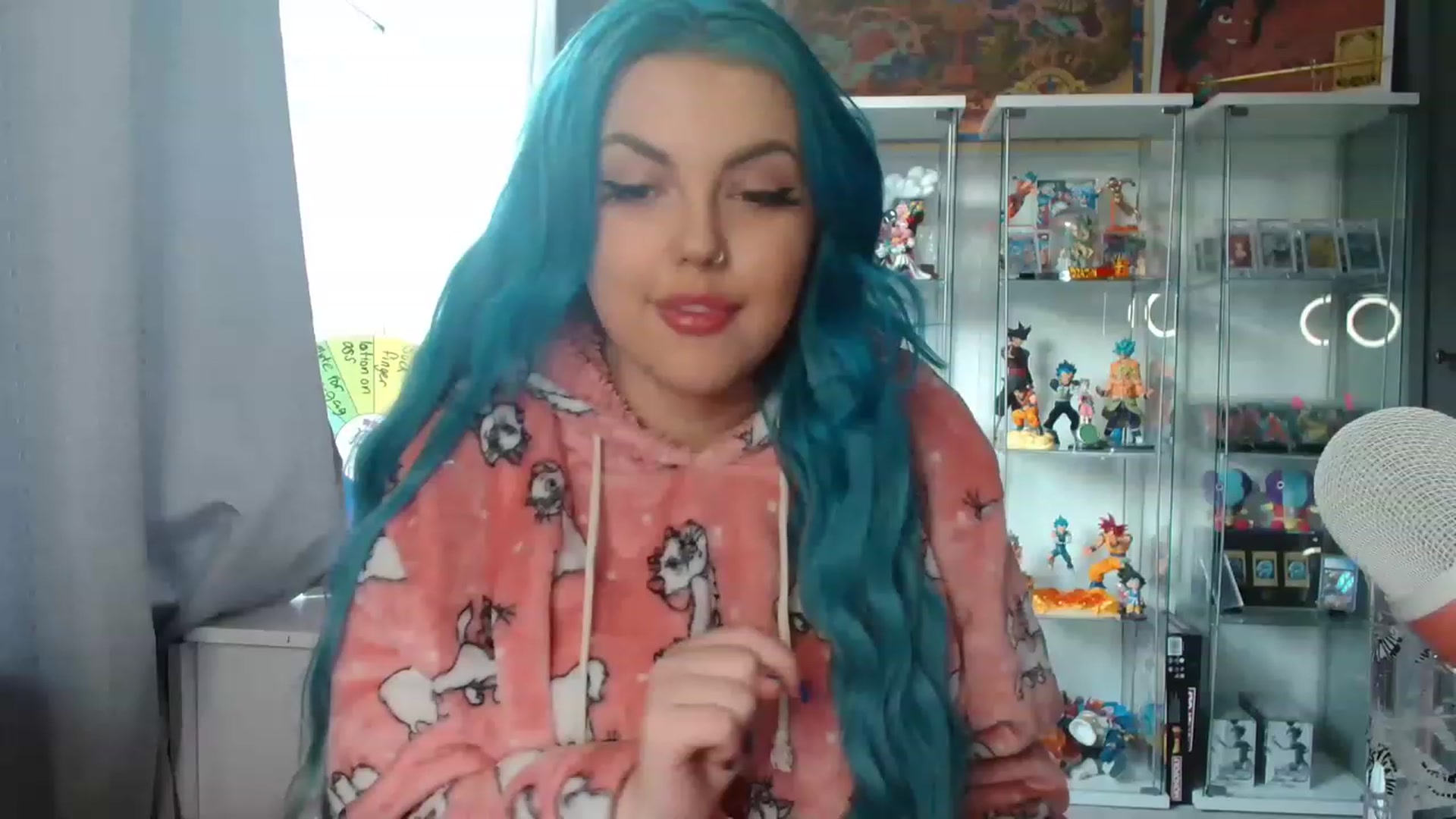 Gallery image thumbnail from BBlue_bird's myfreecams stream on, 02/05/2023, 15:18 image 2 of 20