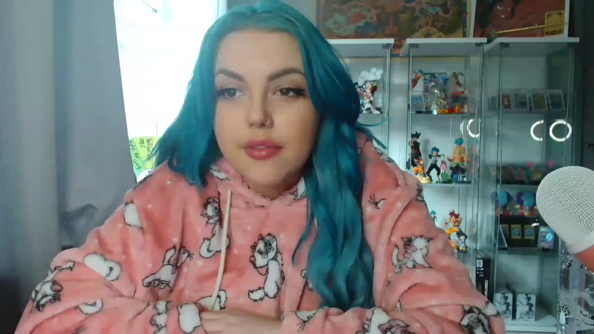 Gallery image thumbnail from BBlue_bird's myfreecams stream on, 02/05/2023, 15:18 image 14 of 20