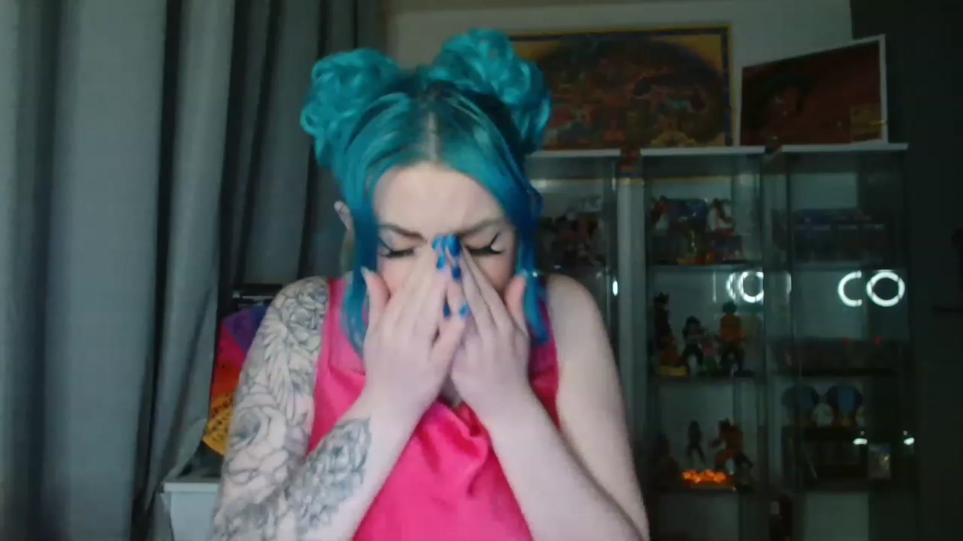 Gallery image thumbnail from BBlue_bird's myfreecams stream on, 02/18/2023, 24:04 image 7 of 20
