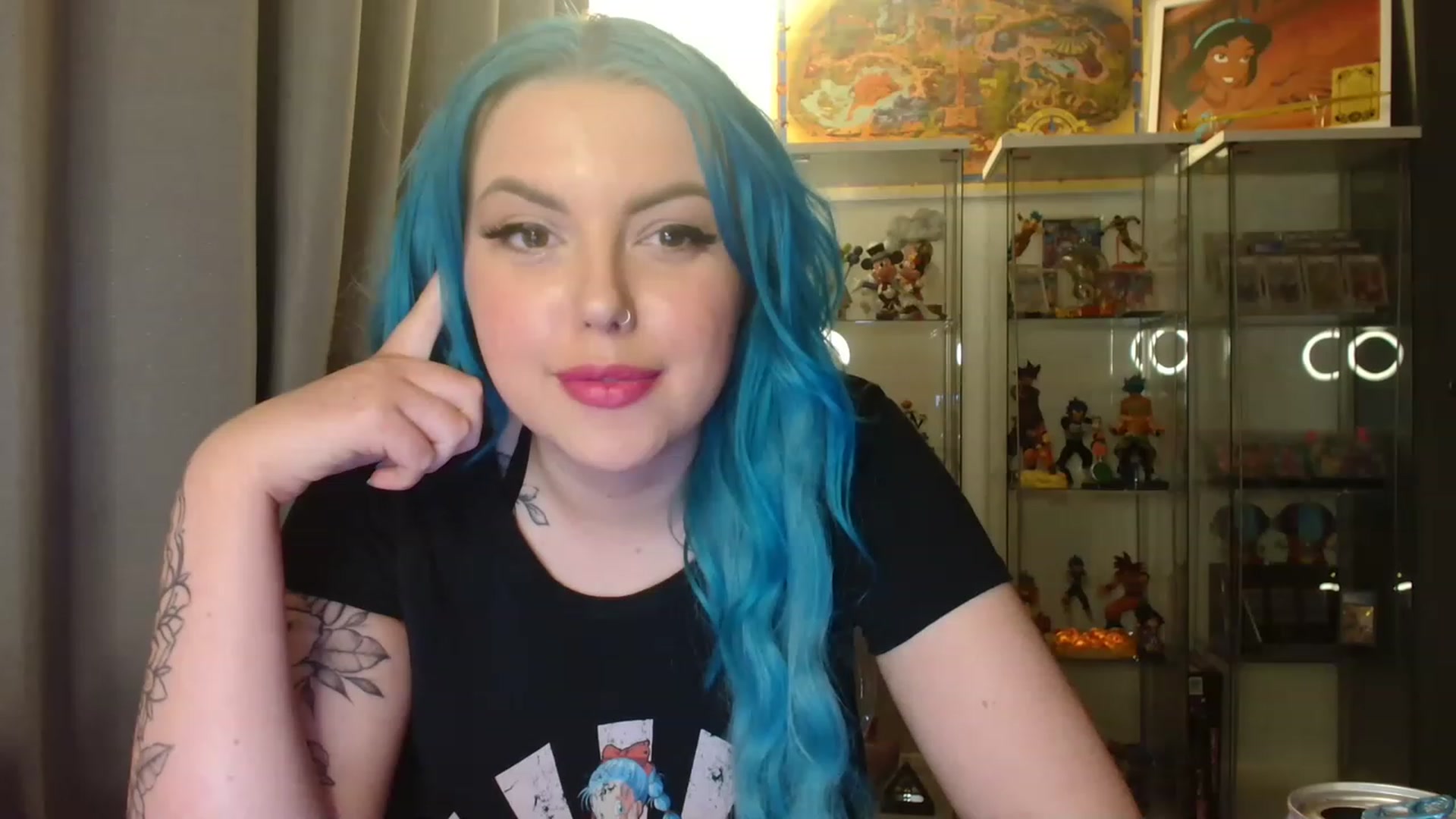 Gallery image thumbnail from BBlue_bird's myfreecams stream on, 02/19/2023, 24:14 image 2 of 20
