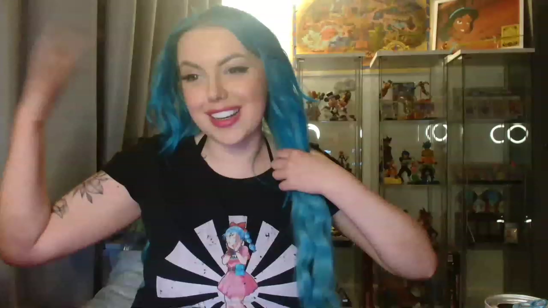Gallery image thumbnail from BBlue_bird's myfreecams stream on, 02/19/2023, 24:14 image 3 of 20