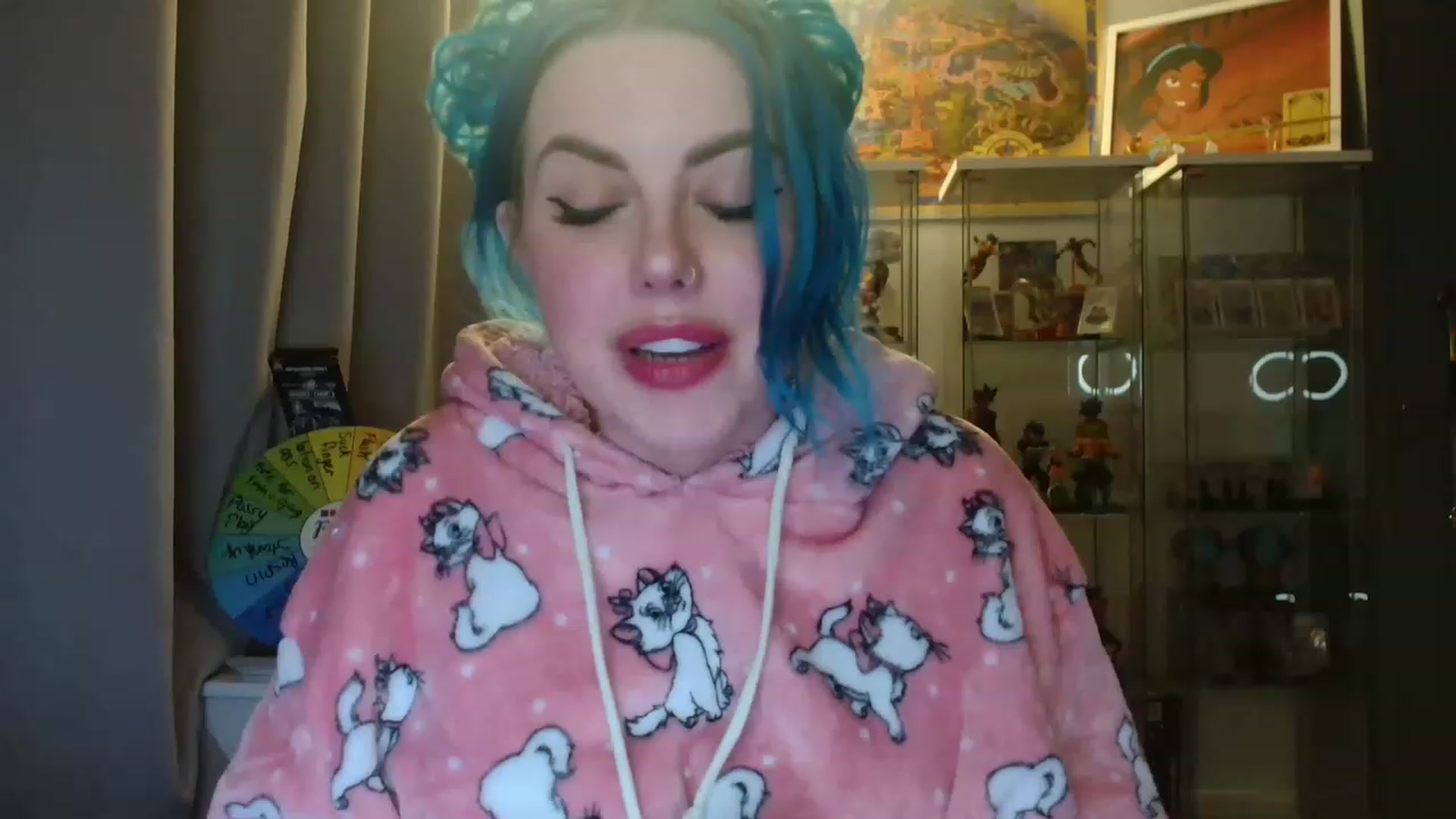 Gallery image thumbnail from BBlue_bird's myfreecams stream on, 02/26/2023, 24:38 image 1 of 20