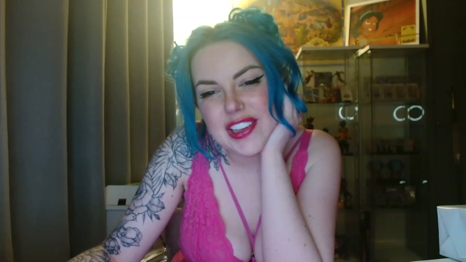 Gallery image thumbnail from BBlue_bird's myfreecams stream on, 03/04/2023, 22:45 image 1 of 20