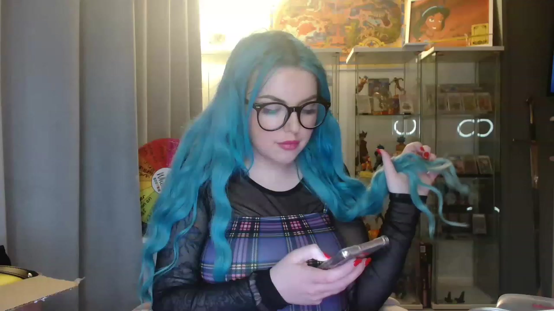 Gallery image thumbnail from BBlue_bird's myfreecams stream on, 03/19/2023, 24:49 image 2 of 20