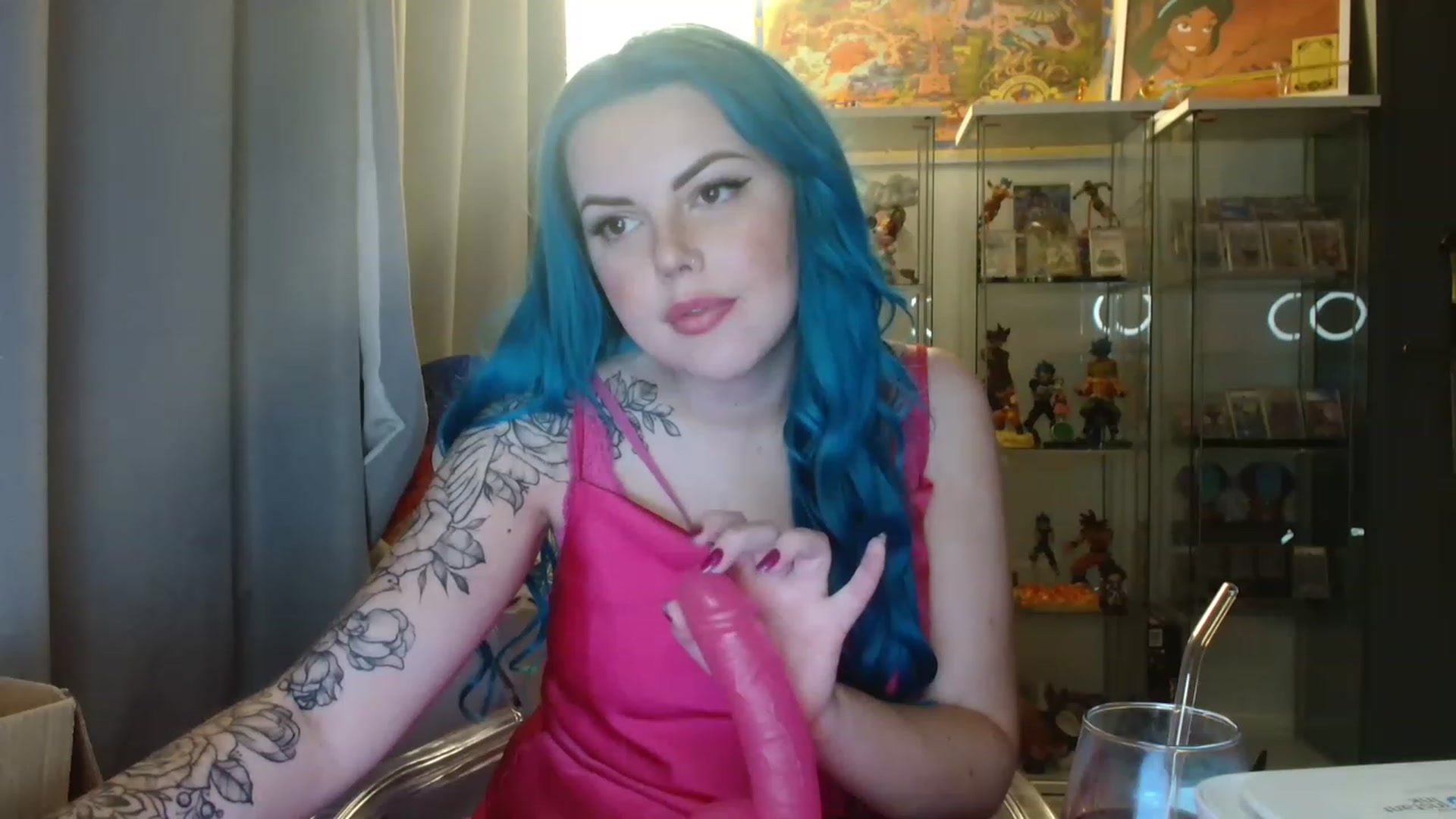 Gallery image thumbnail from BBlue_bird's myfreecams stream on, 03/29/2023, 22:01 image 10 of 20