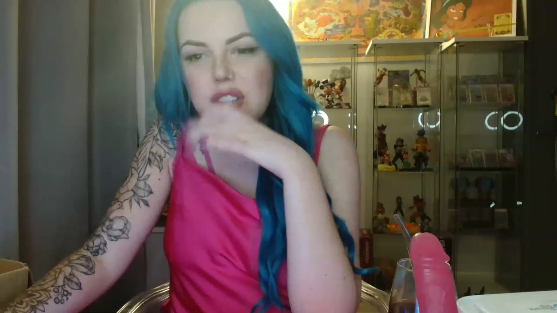 Gallery image thumbnail from BBlue_bird's myfreecams stream on, 03/29/2023, 22:01 image 15 of 20