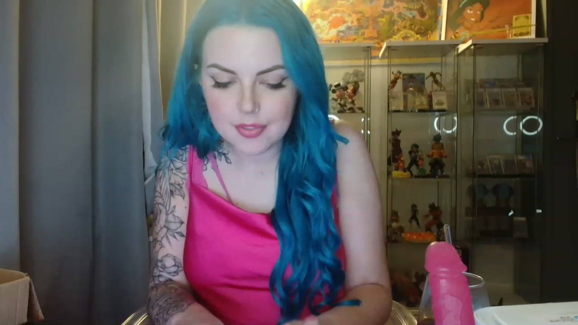 Gallery image thumbnail from BBlue_bird's myfreecams stream on, 03/29/2023, 22:01 image 18 of 20