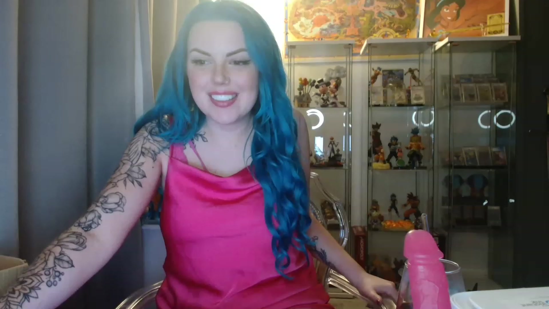 Gallery image thumbnail from BBlue_bird's myfreecams stream on, 03/29/2023, 22:01 image 17 of 20