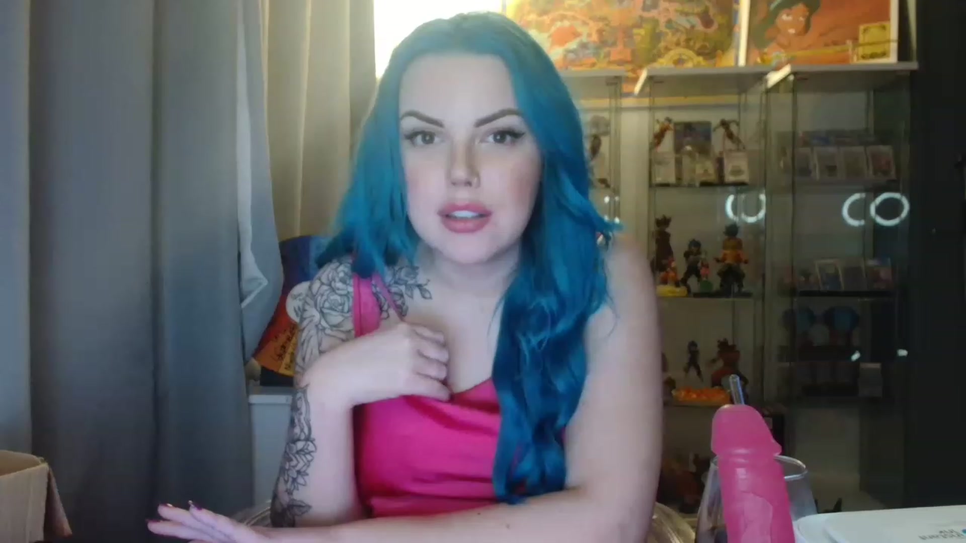 Gallery image thumbnail from BBlue_bird's myfreecams stream on, 03/29/2023, 22:01 image 14 of 20