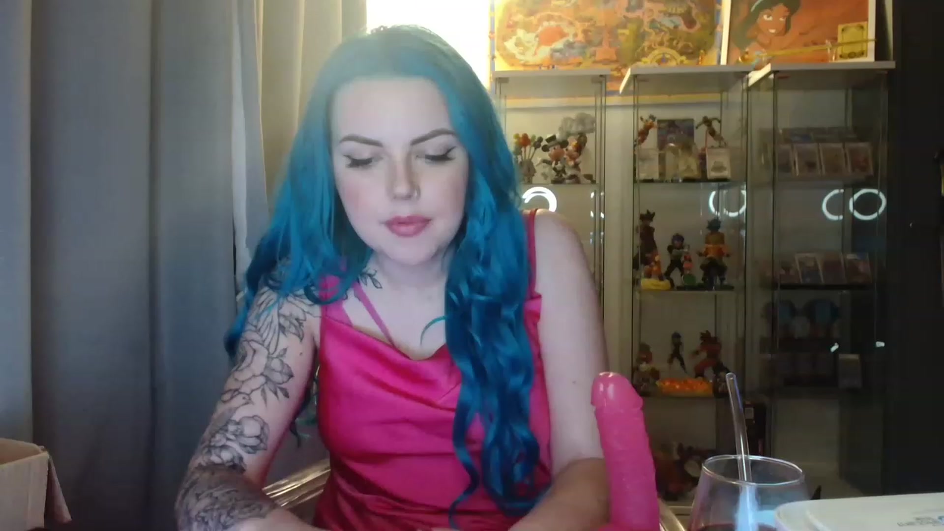 Gallery image thumbnail from BBlue_bird's myfreecams stream on, 03/29/2023, 22:01 image 7 of 20