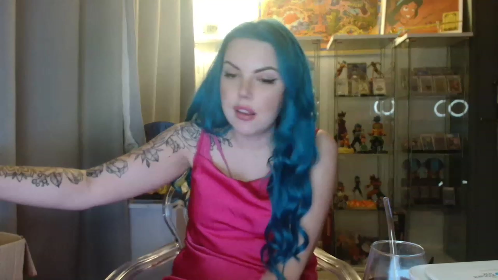 Gallery image thumbnail from BBlue_bird's myfreecams stream on, 03/29/2023, 22:01 image 6 of 20