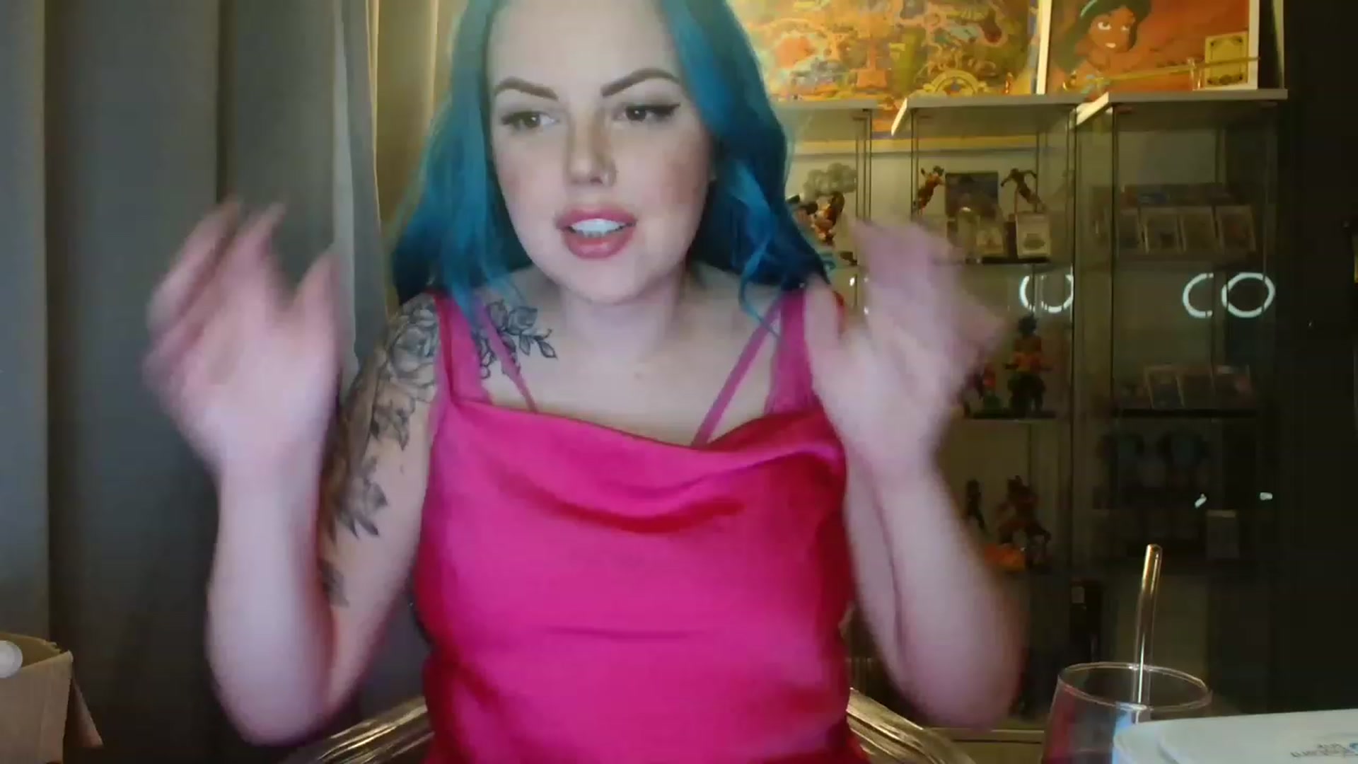 Gallery image thumbnail from BBlue_bird's myfreecams stream on, 03/29/2023, 22:01 image 3 of 20