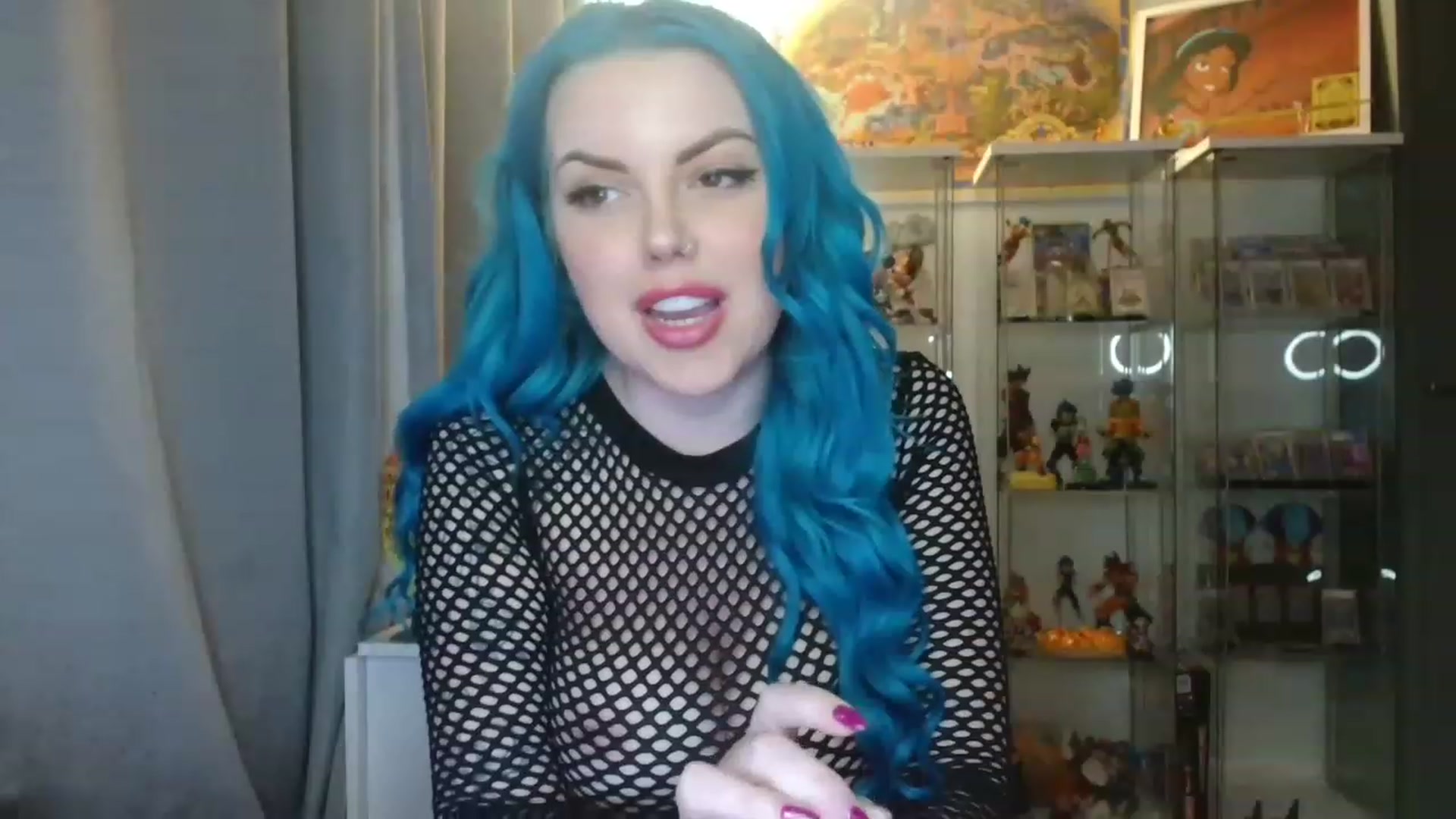Gallery image thumbnail from BBlue_bird's myfreecams stream on, 03/31/2023, 23:14 image 4 of 20