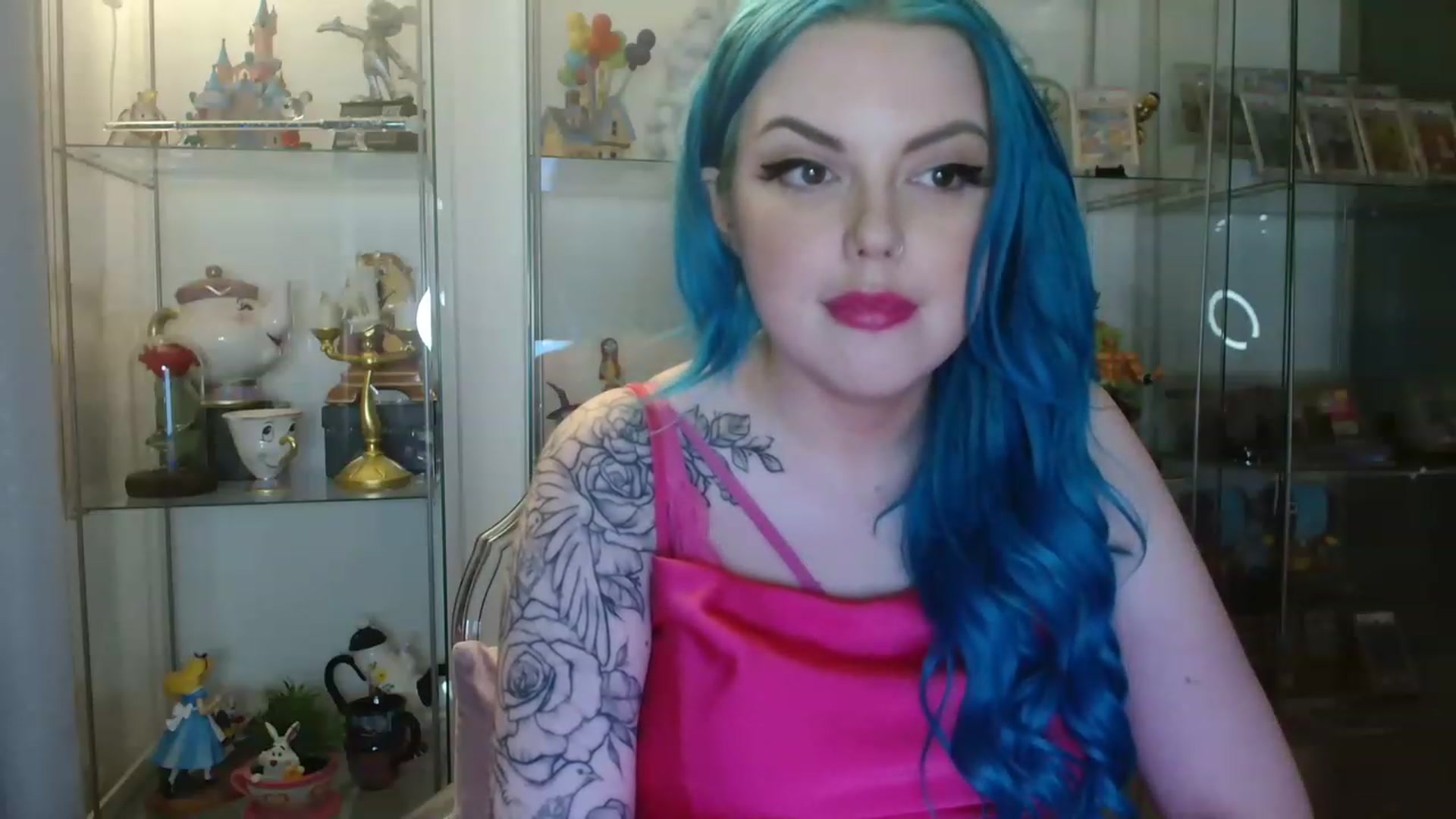 Gallery image thumbnail from BBlue_bird's myfreecams stream on, 04/15/2023, 21:26 image 6 of 20