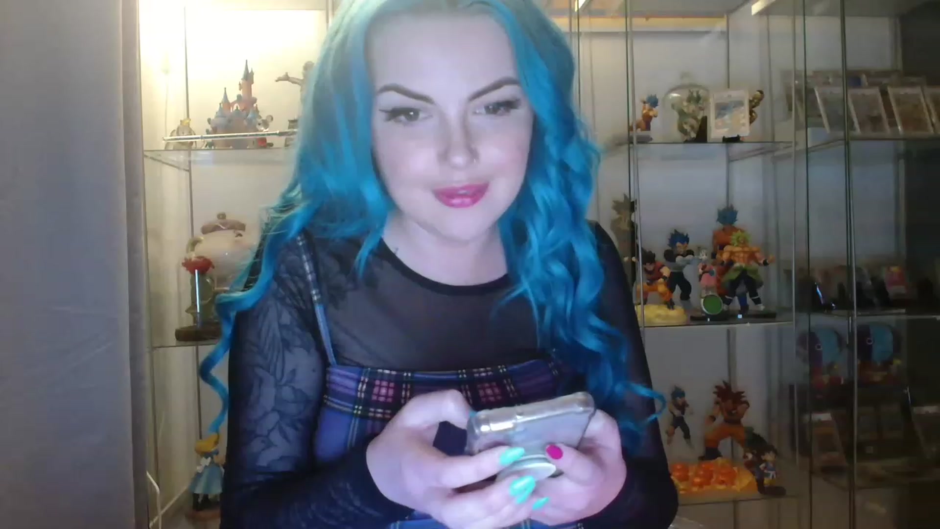 Gallery image thumbnail from BBlue_bird's myfreecams stream on, 04/28/2023, 22:56 image 2 of 20