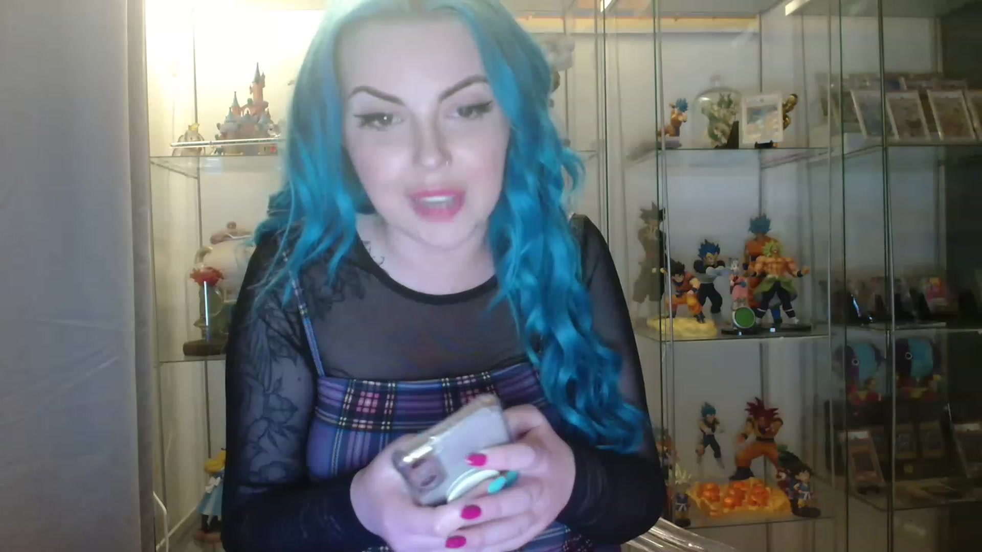 Gallery image thumbnail from BBlue_bird's myfreecams stream on, 04/28/2023, 22:56 image 4 of 20