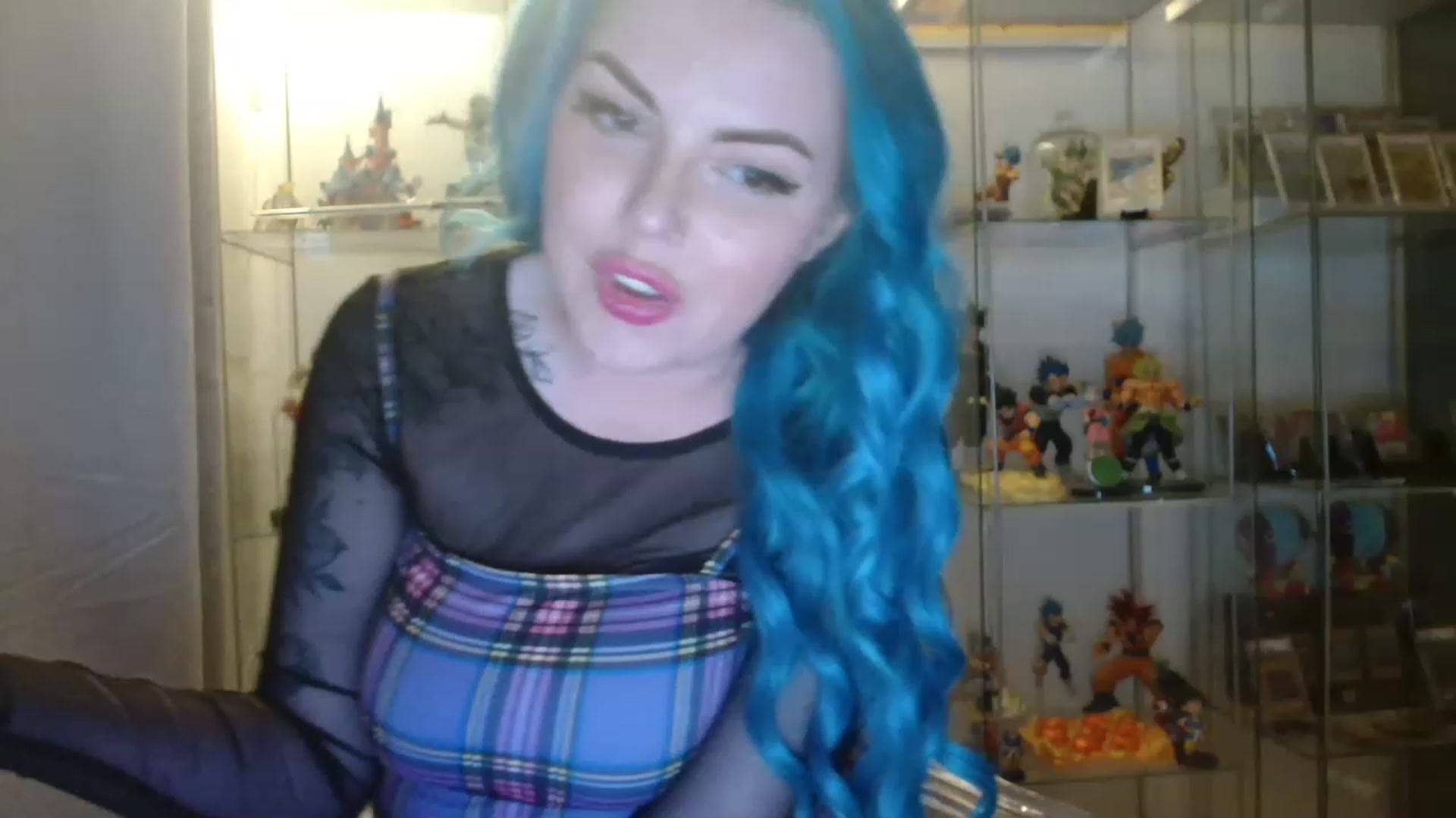 Gallery image thumbnail from BBlue_bird's myfreecams stream on, 04/28/2023, 22:56 image 1 of 20