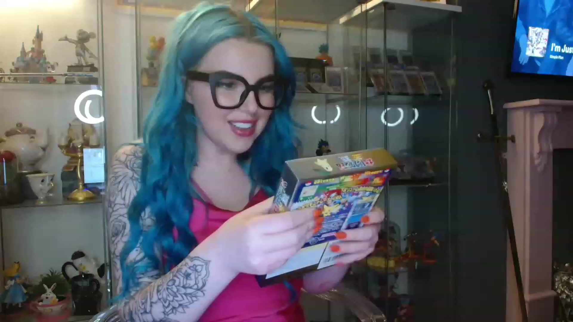 Gallery image thumbnail from BBlue_bird's myfreecams stream on, 05/12/2023, 22:00 image 12 of 20