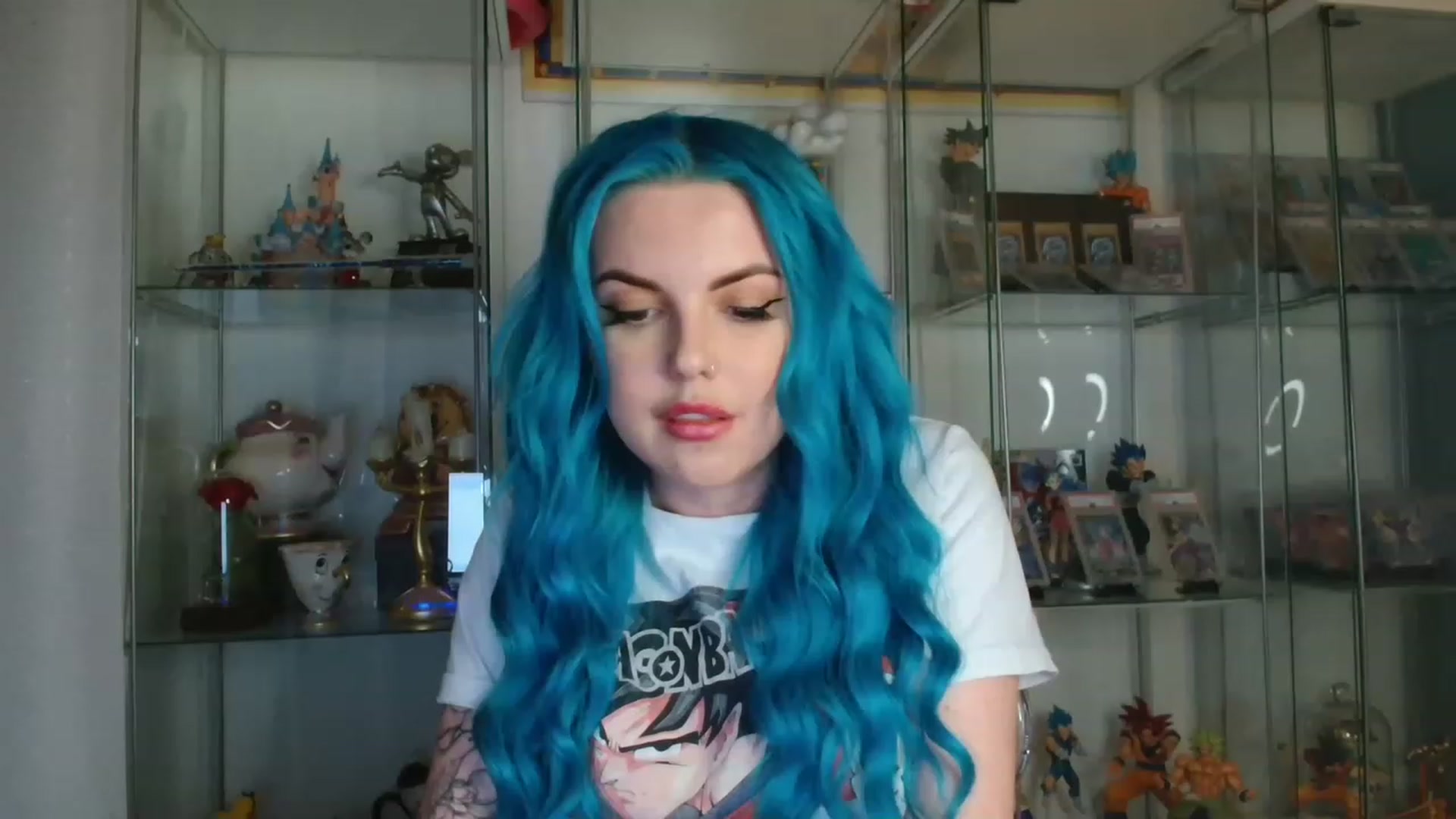 Gallery image thumbnail from BBlue_bird's myfreecams stream on, 06/10/2023, 21:27 image 16 of 20