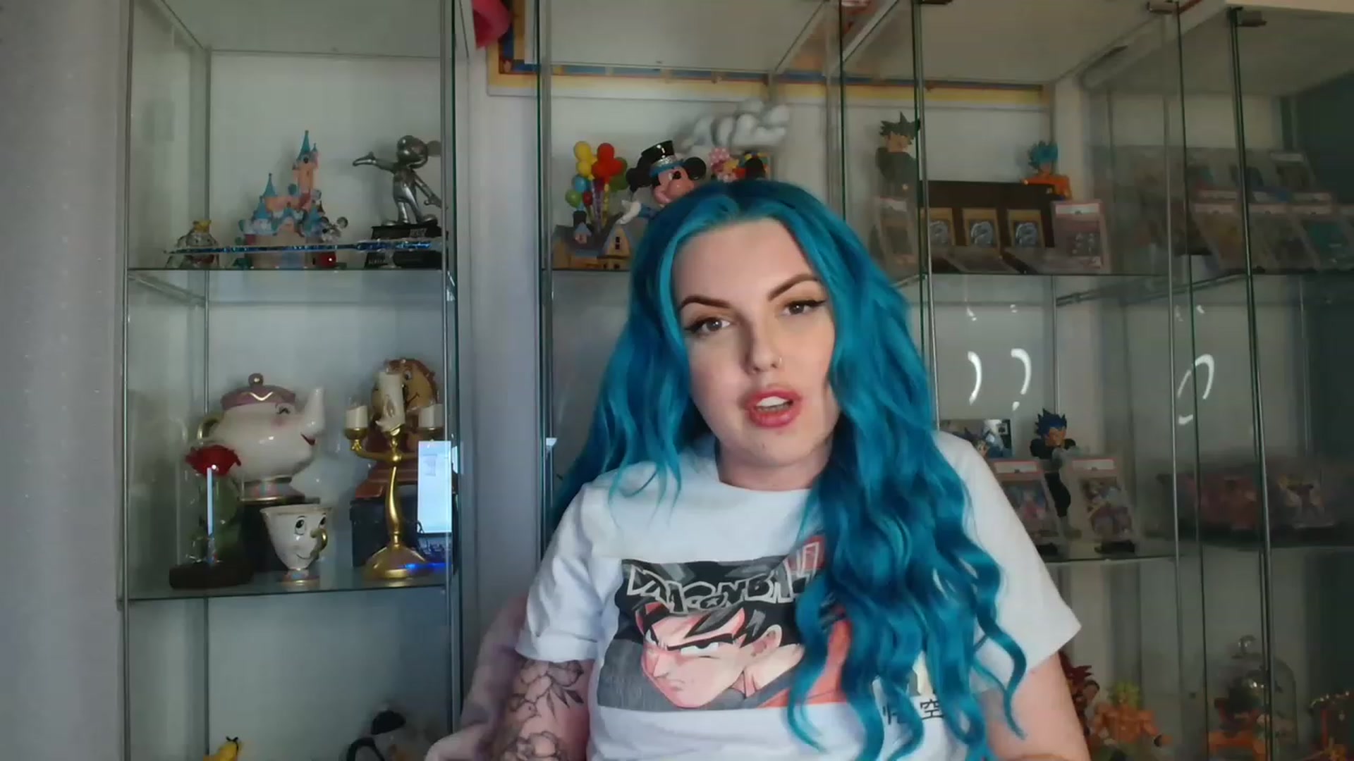 Gallery image thumbnail from BBlue_bird's myfreecams stream on, 06/10/2023, 21:27 image 4 of 20