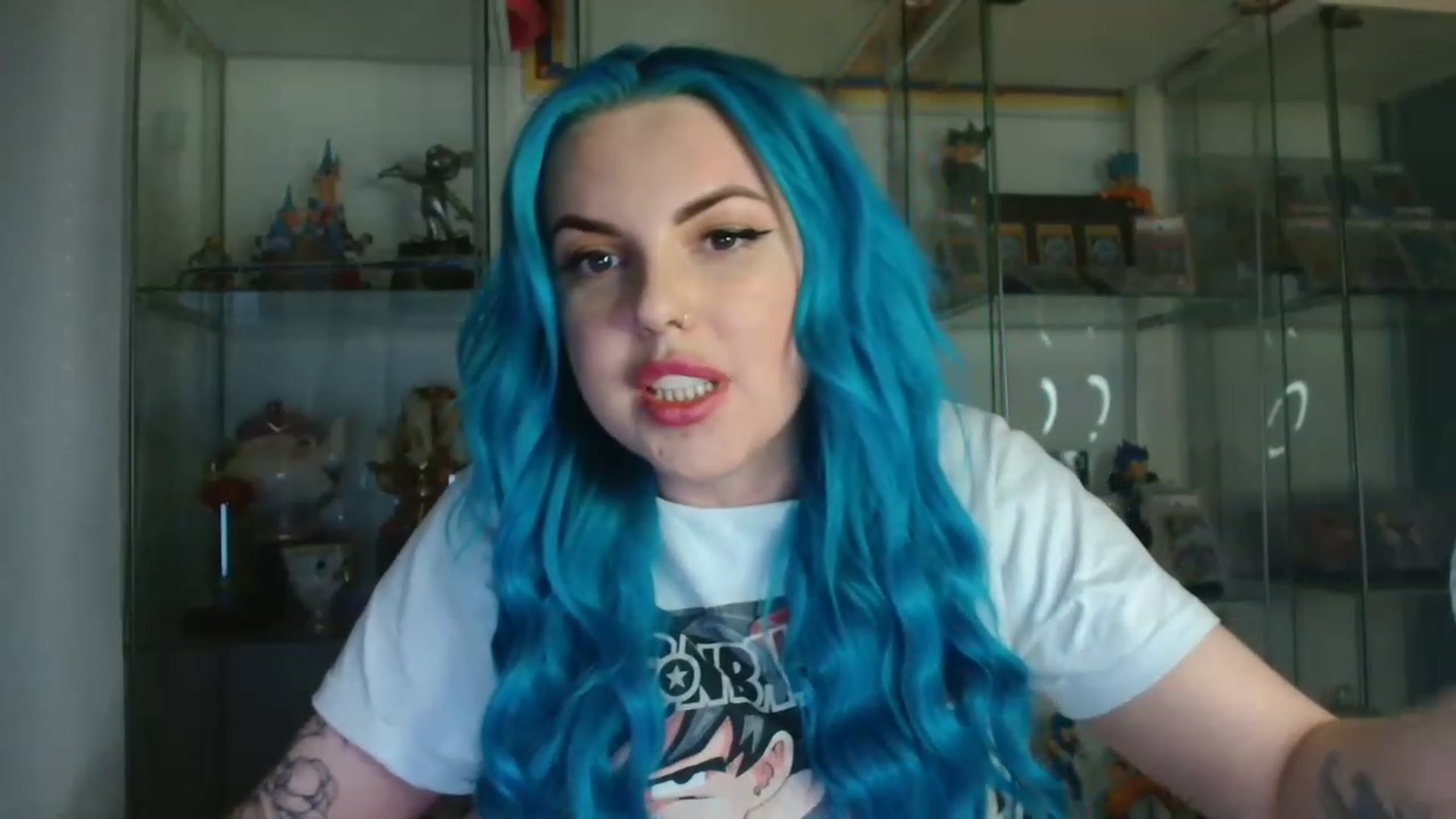 Gallery image thumbnail from BBlue_bird's myfreecams stream on, 06/10/2023, 21:27 image 19 of 20