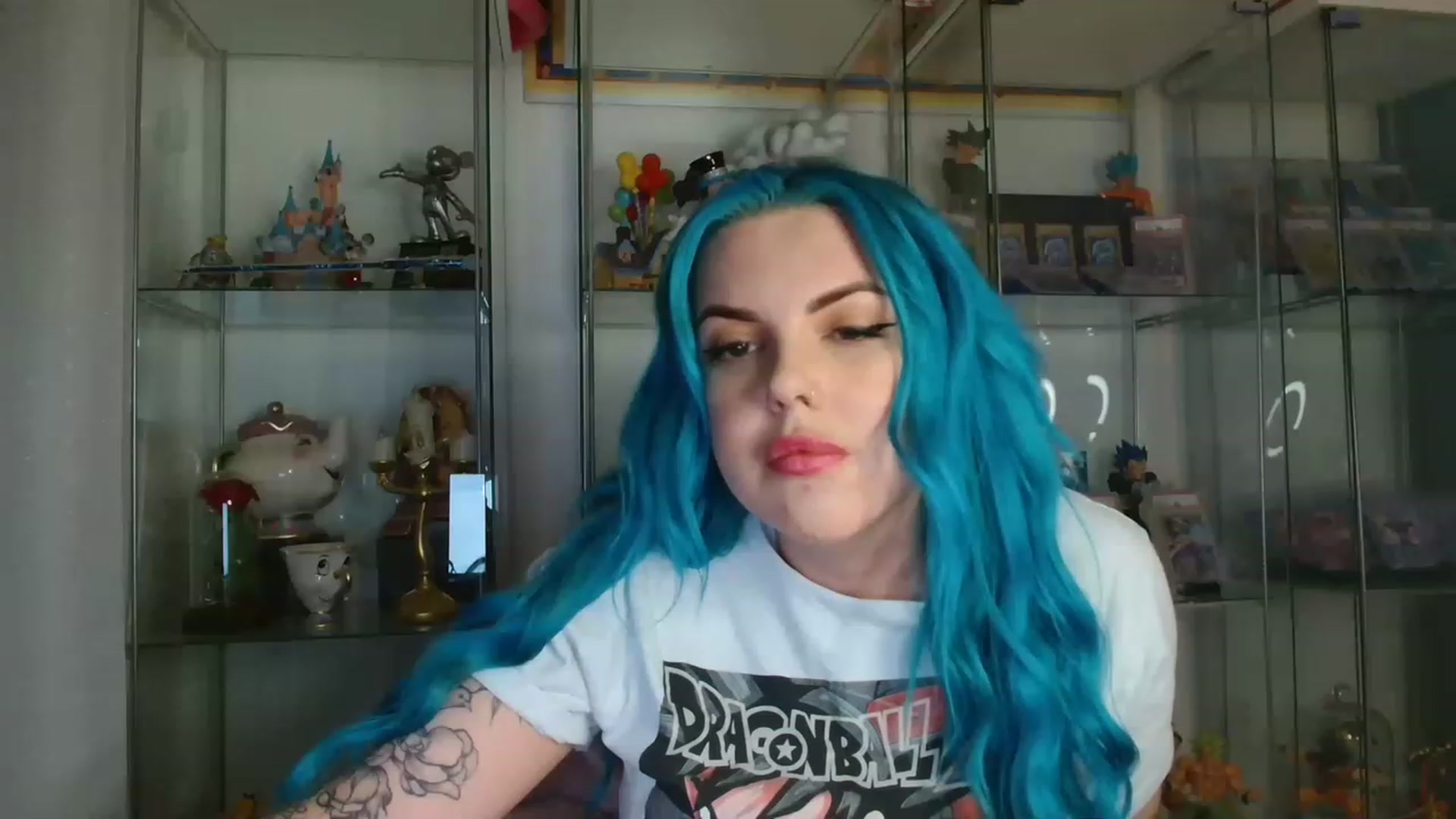 Gallery image thumbnail from BBlue_bird's myfreecams stream on, 06/10/2023, 21:27 image 11 of 20