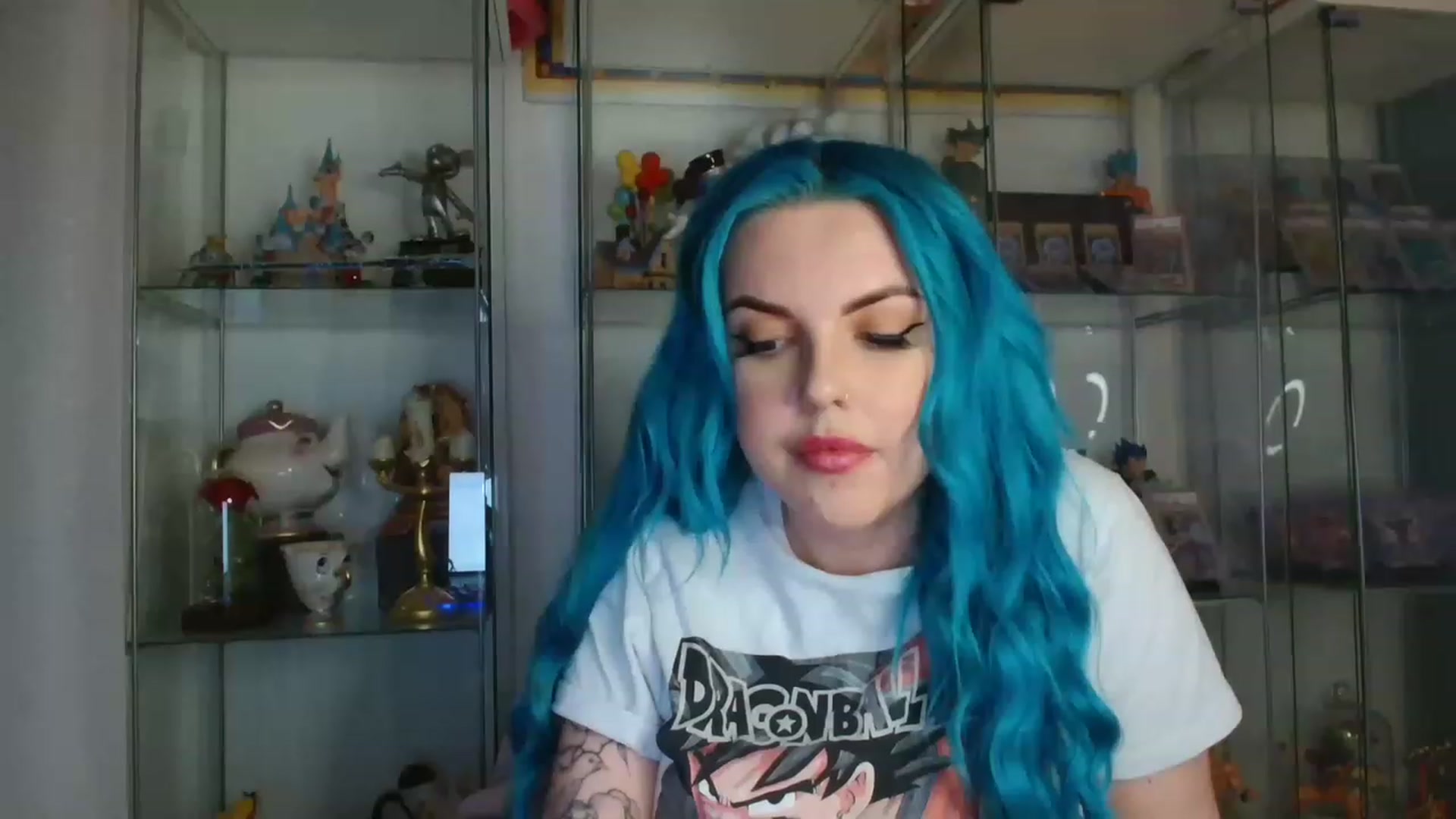 Gallery image thumbnail from BBlue_bird's myfreecams stream on, 06/10/2023, 21:27 image 10 of 20