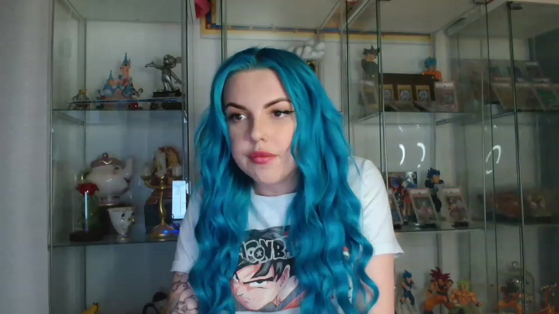 Gallery image thumbnail from BBlue_bird's myfreecams stream on, 06/10/2023, 21:27 image 15 of 20