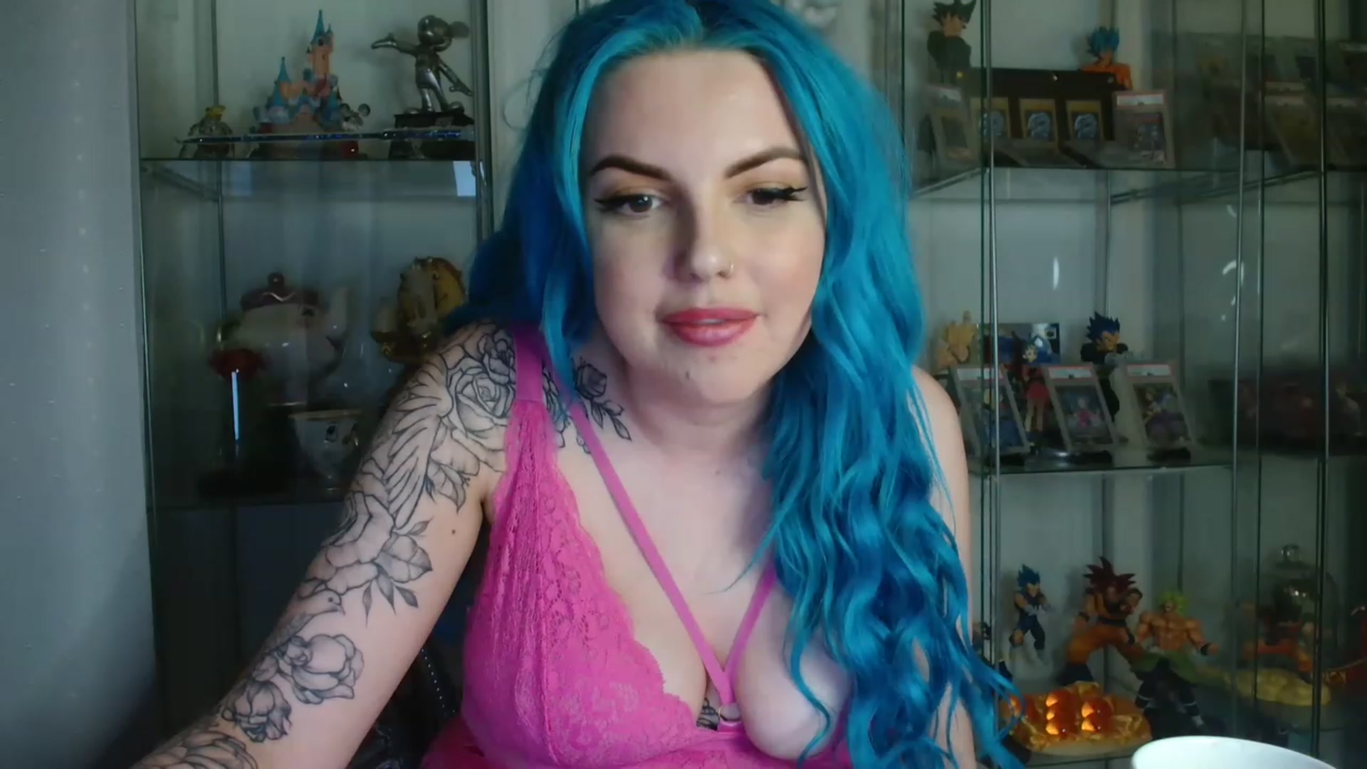 Gallery image thumbnail from BBlue_bird's myfreecams stream on, 06/10/2023, 22:56 image 20 of 20