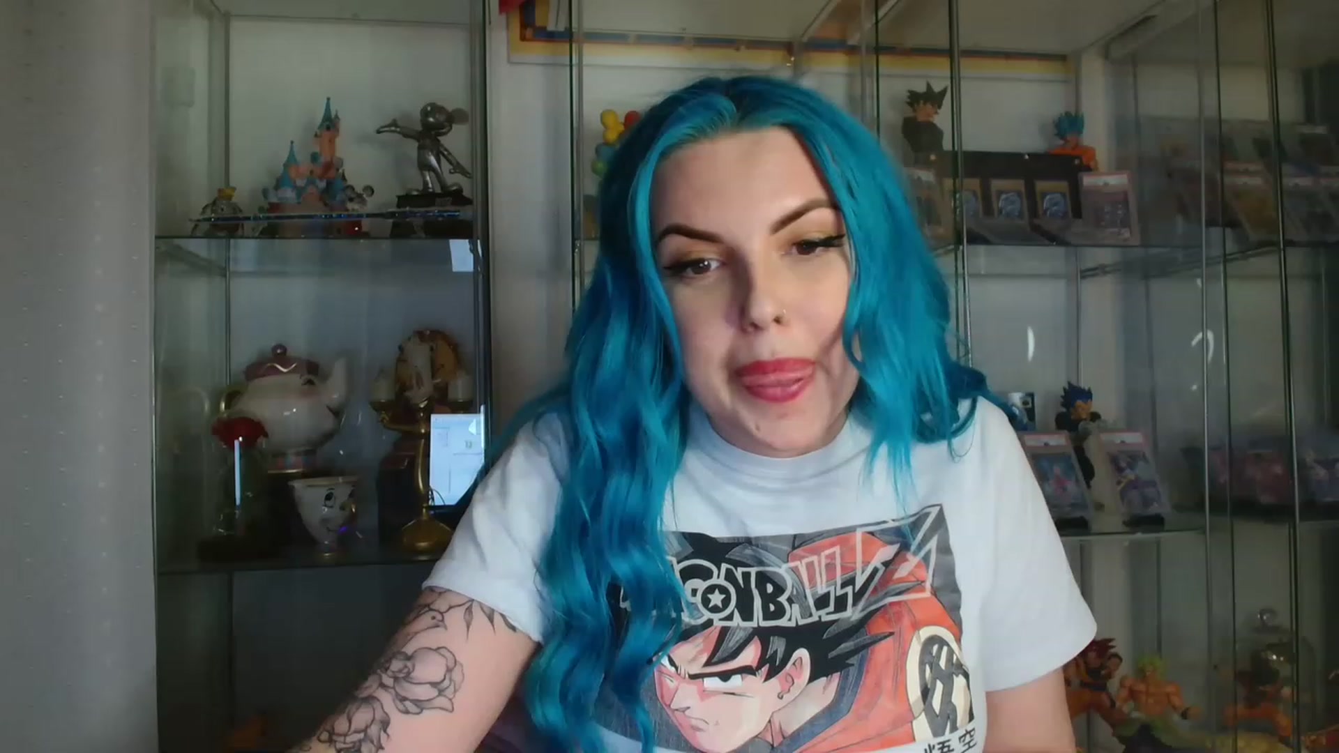Gallery image thumbnail from BBlue_bird's myfreecams stream on, 06/10/2023, 22:56 image 3 of 20