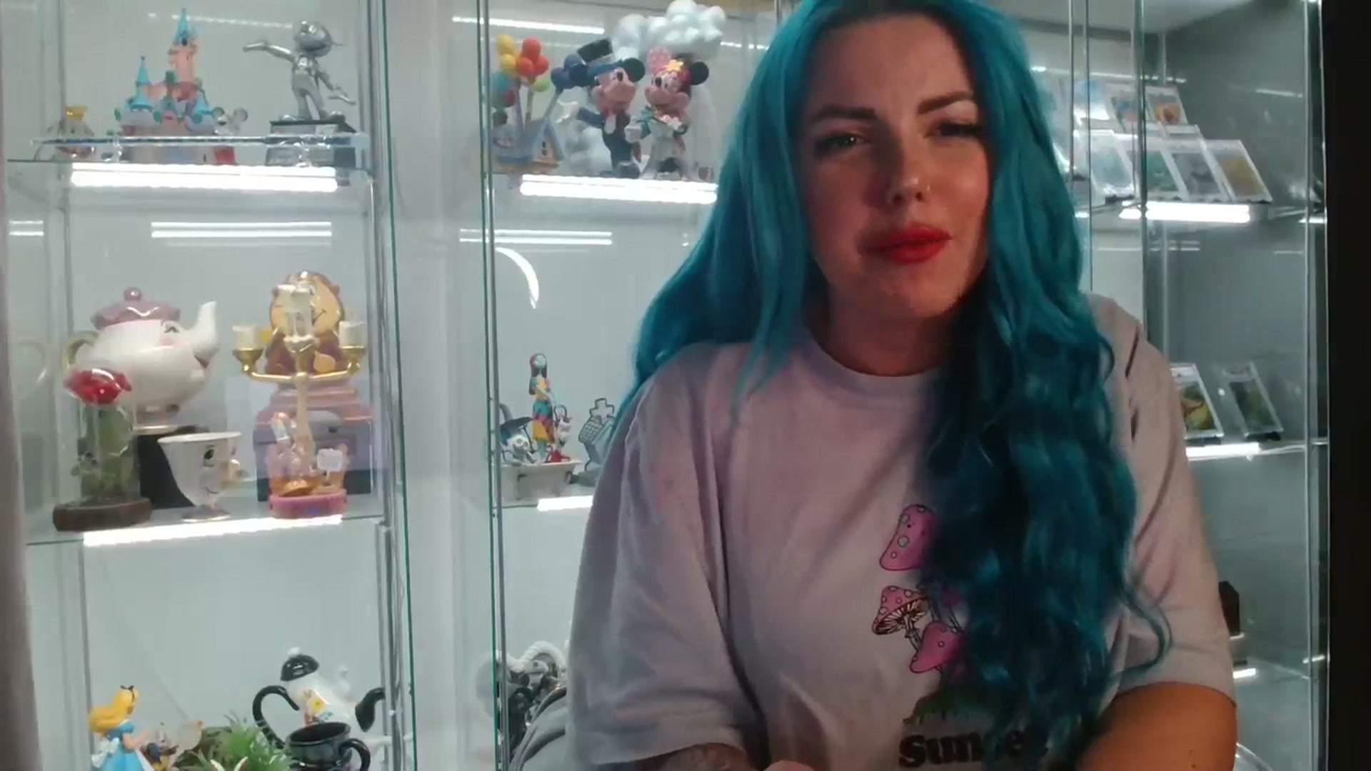 Gallery image thumbnail from BBlue_bird's myfreecams stream on, 09/15/2023, 23:28 image 5 of 20