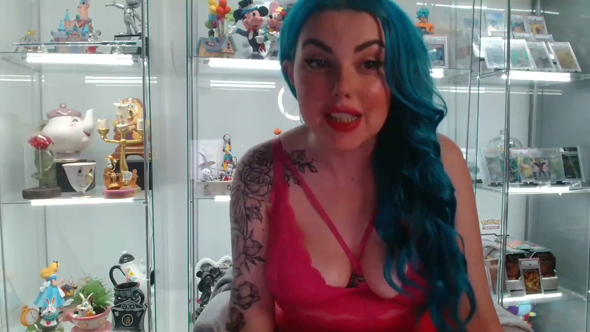 Gallery image thumbnail from BBlue_bird's myfreecams stream on, 11/11/2023, 24:07 image 9 of 20
