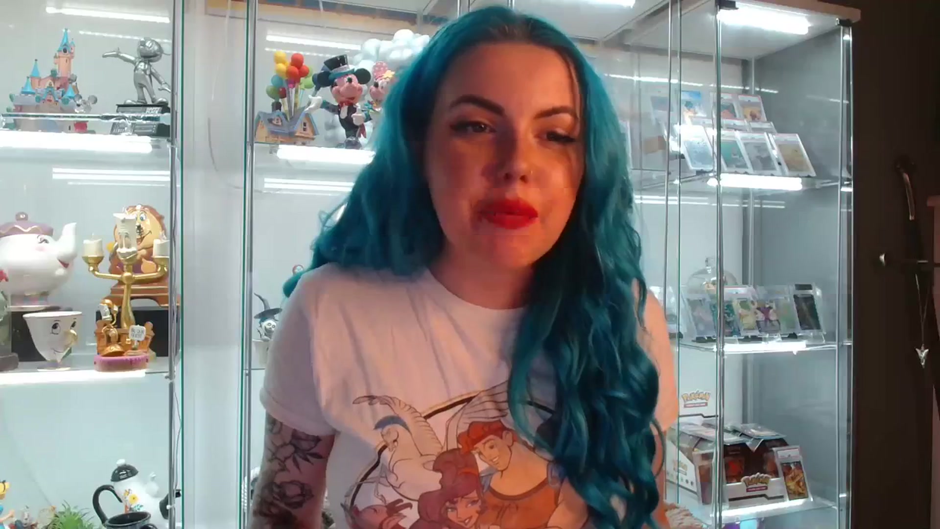 Gallery image thumbnail from BBlue_bird's myfreecams stream on, 11/24/2023, 23:56 image 4 of 20