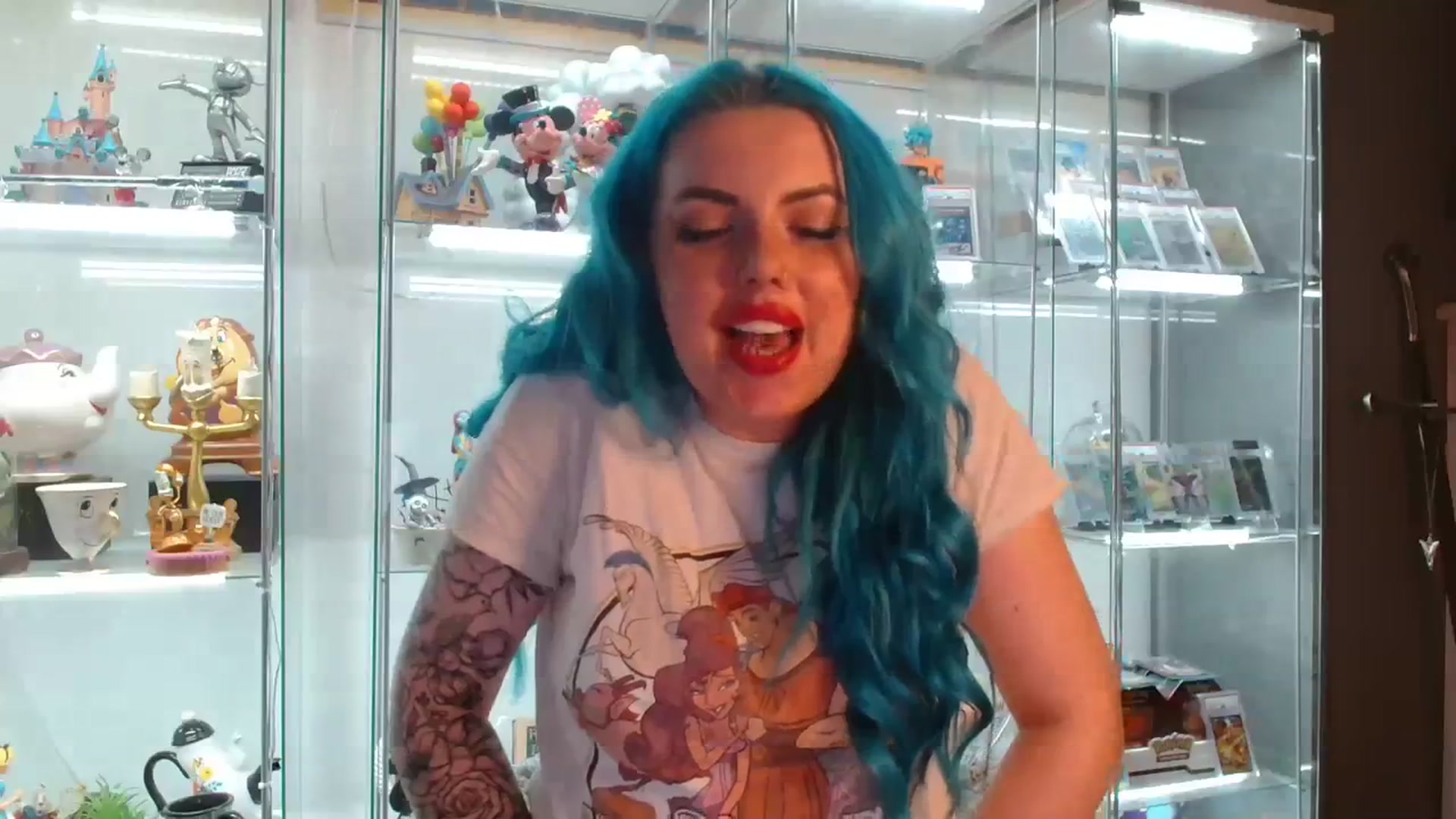 Gallery image thumbnail from BBlue_bird's myfreecams stream on, 11/24/2023, 23:56 image 5 of 20