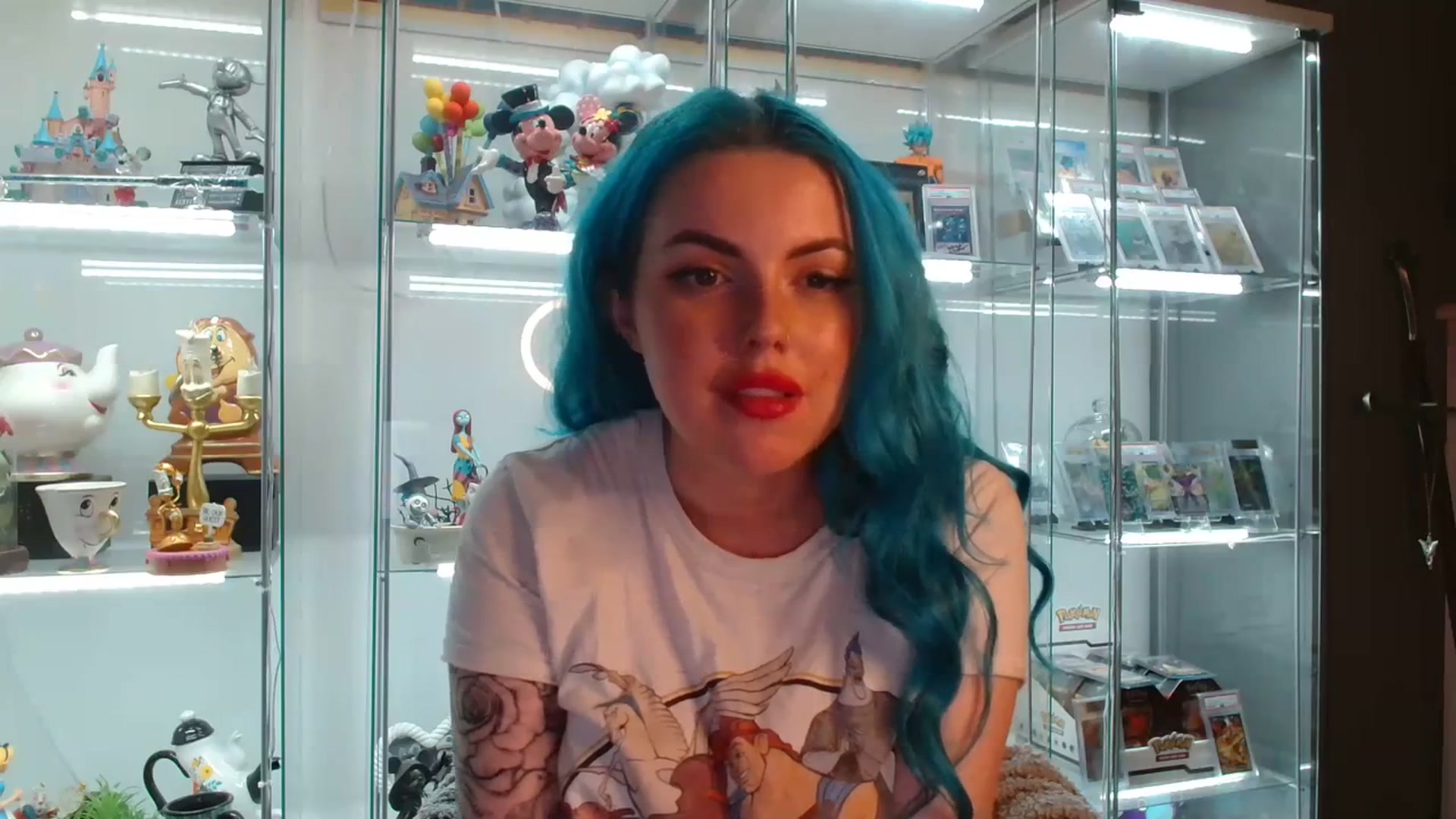 Gallery image thumbnail from BBlue_bird's myfreecams stream on, 11/24/2023, 23:56 image 12 of 20