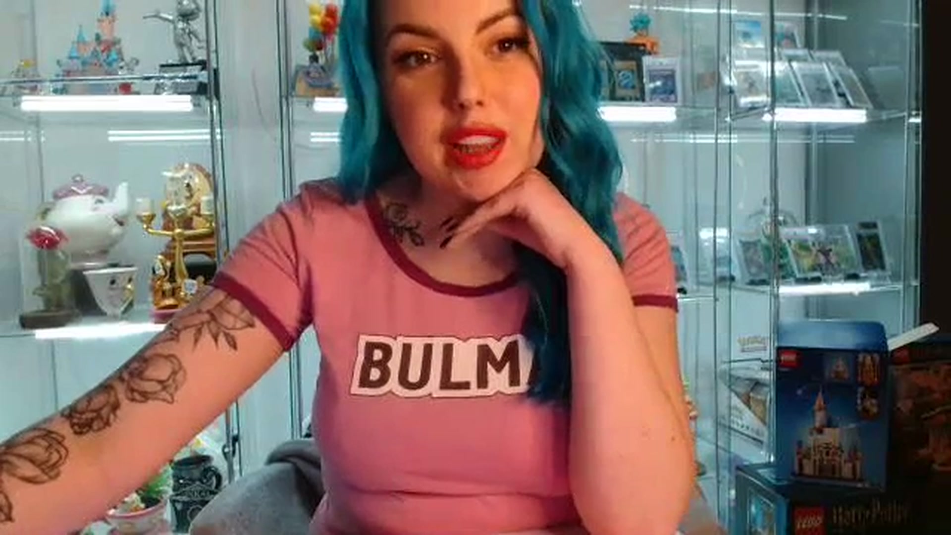 Gallery image thumbnail from BBlue_bird's myfreecams stream on, 01/10/2024, 22:53 image 6 of 20