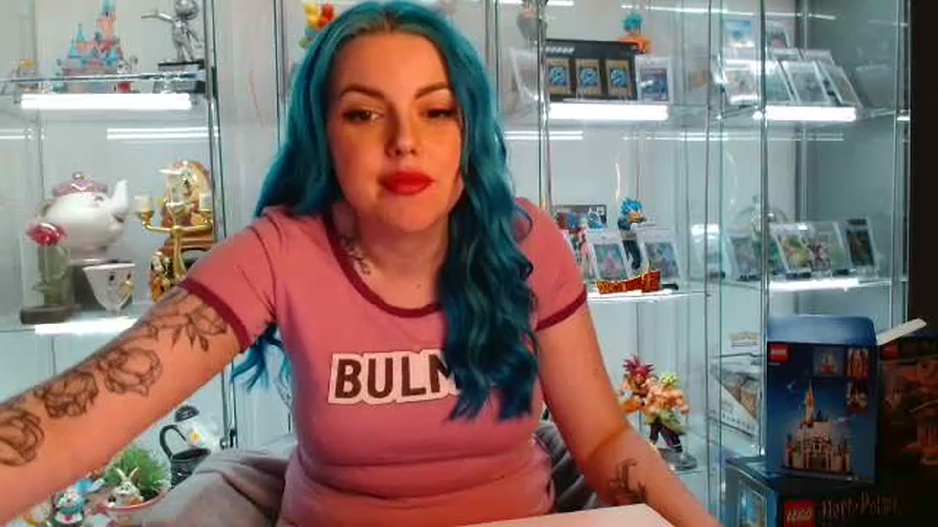Gallery image thumbnail from BBlue_bird's myfreecams stream on, 01/10/2024, 22:53 image 11 of 20